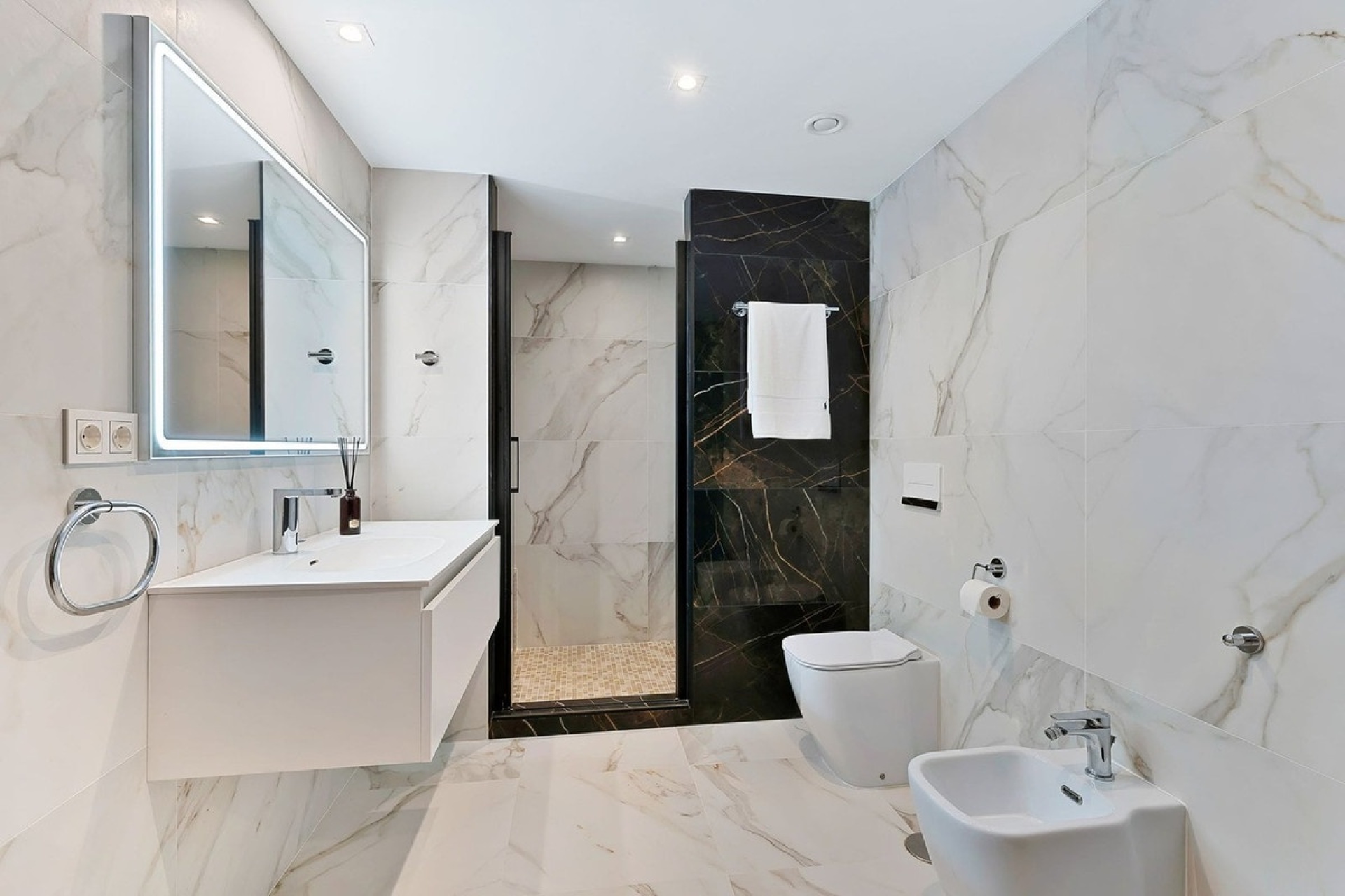 Rynek wtórny - Villa - Marbella - Marbella Centro