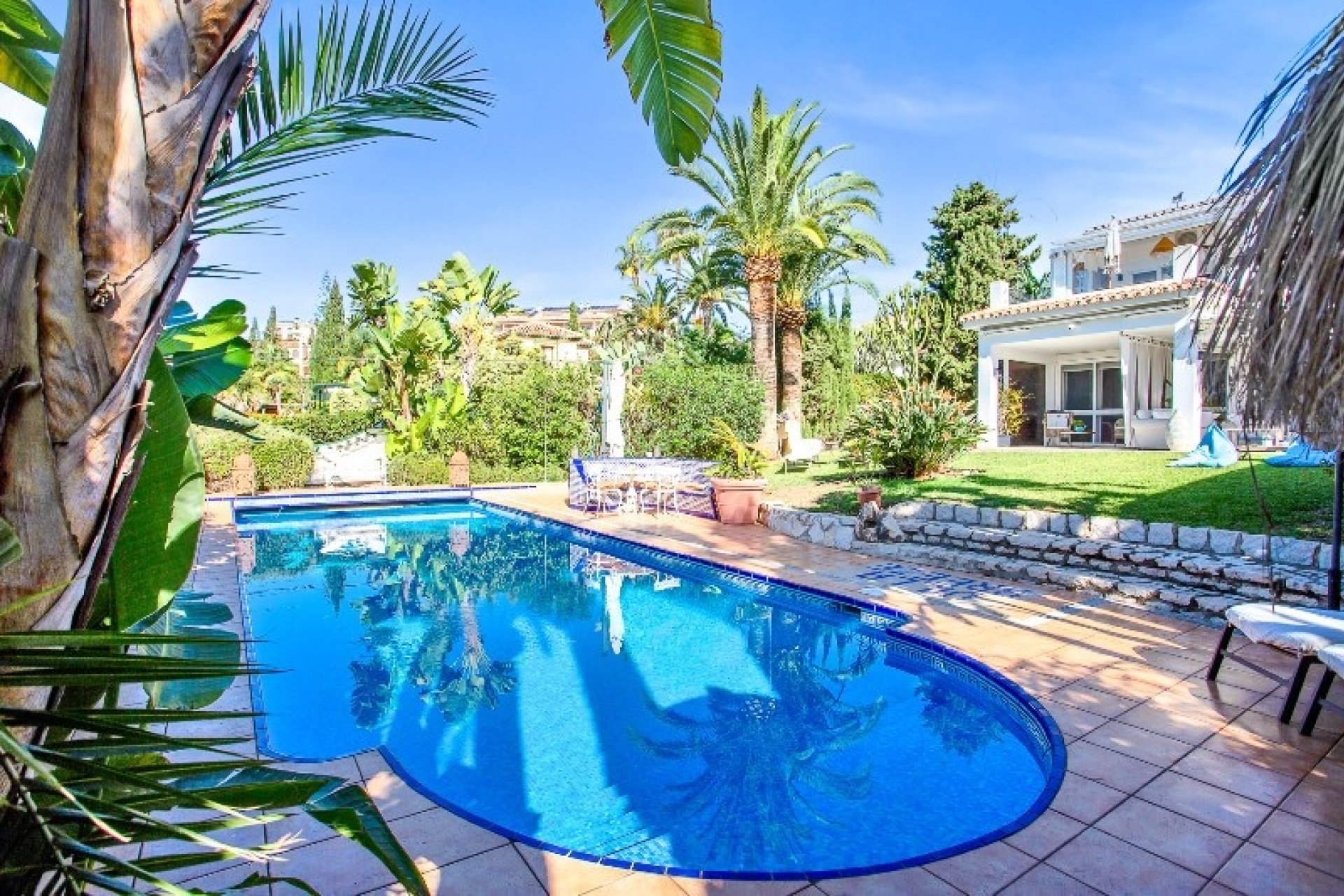 Rynek wtórny - Villa - Marbella - Marbesa