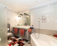 Rynek wtórny - Villa - Marbella - Marbesa