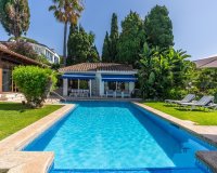 Rynek wtórny - Villa - Marbella - Marbesa