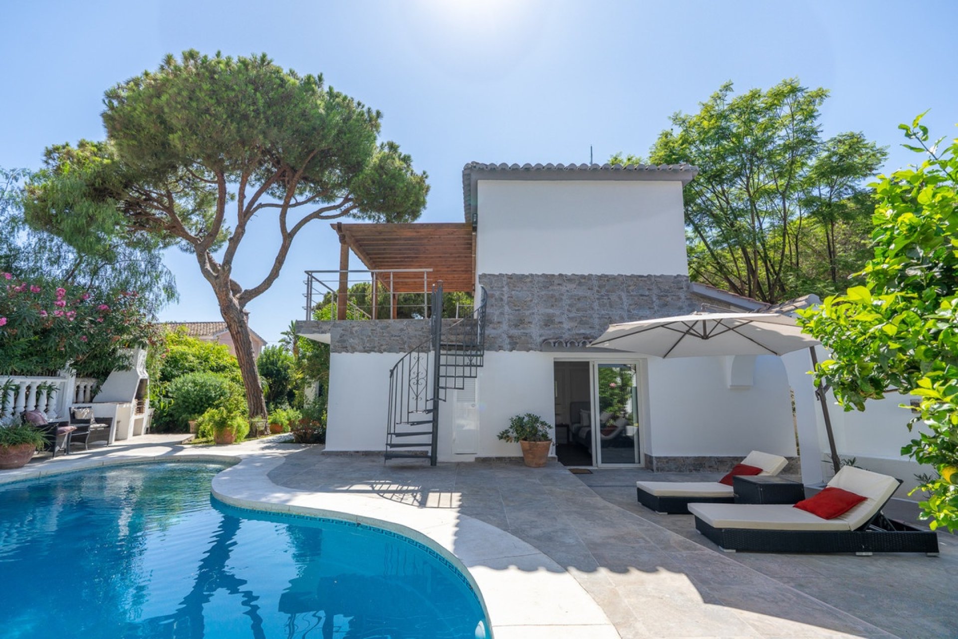 Rynek wtórny - Villa - Marbella - Marbesa
