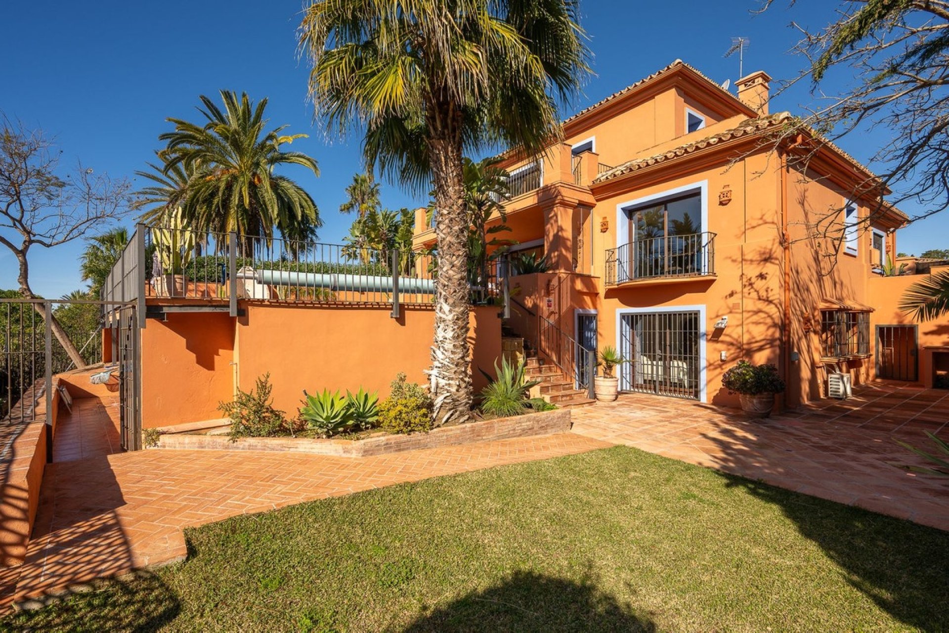 Rynek wtórny - Villa - Marbella - Marbesa