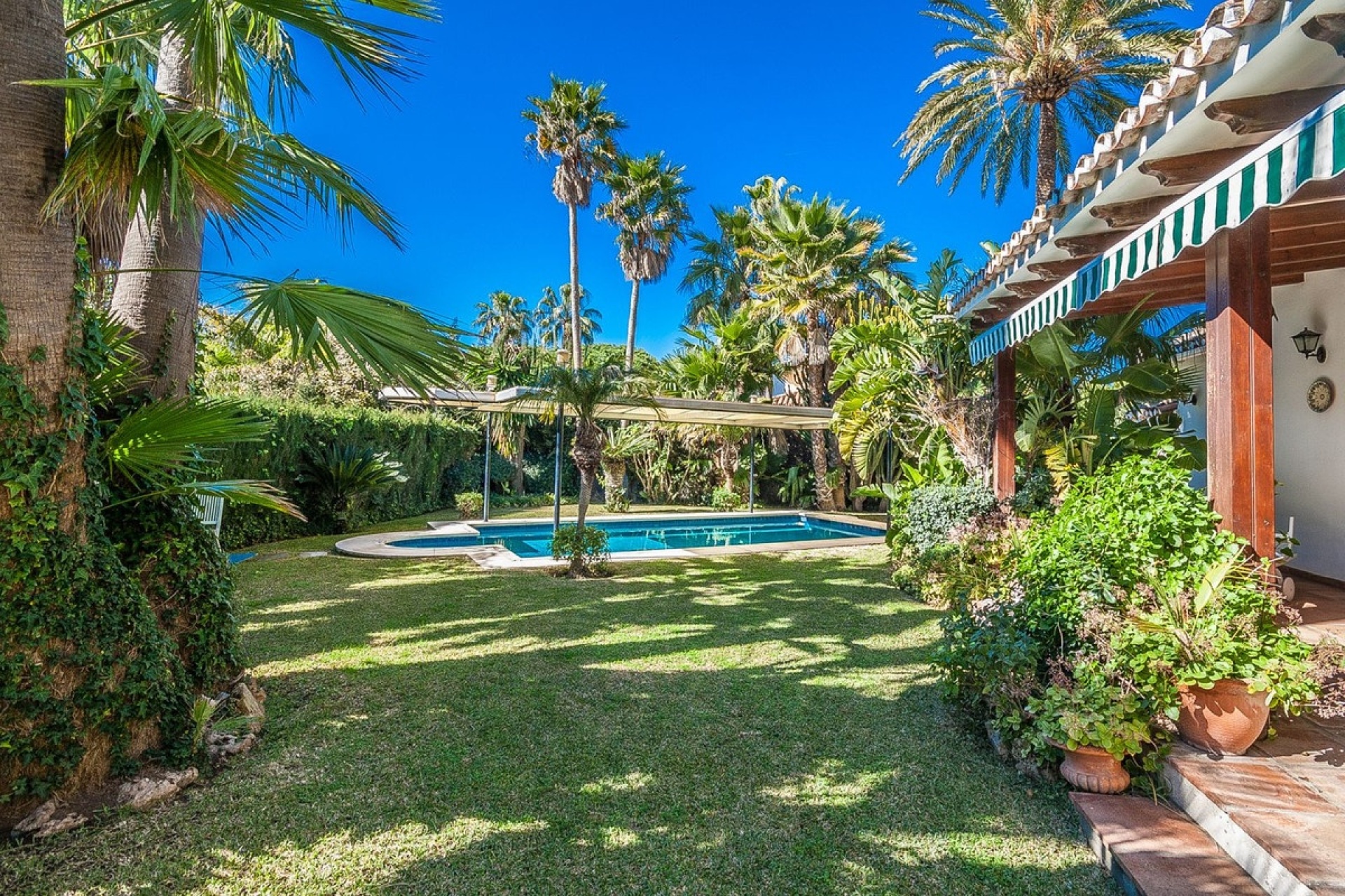 Rynek wtórny - Villa - Marbella - Marbesa