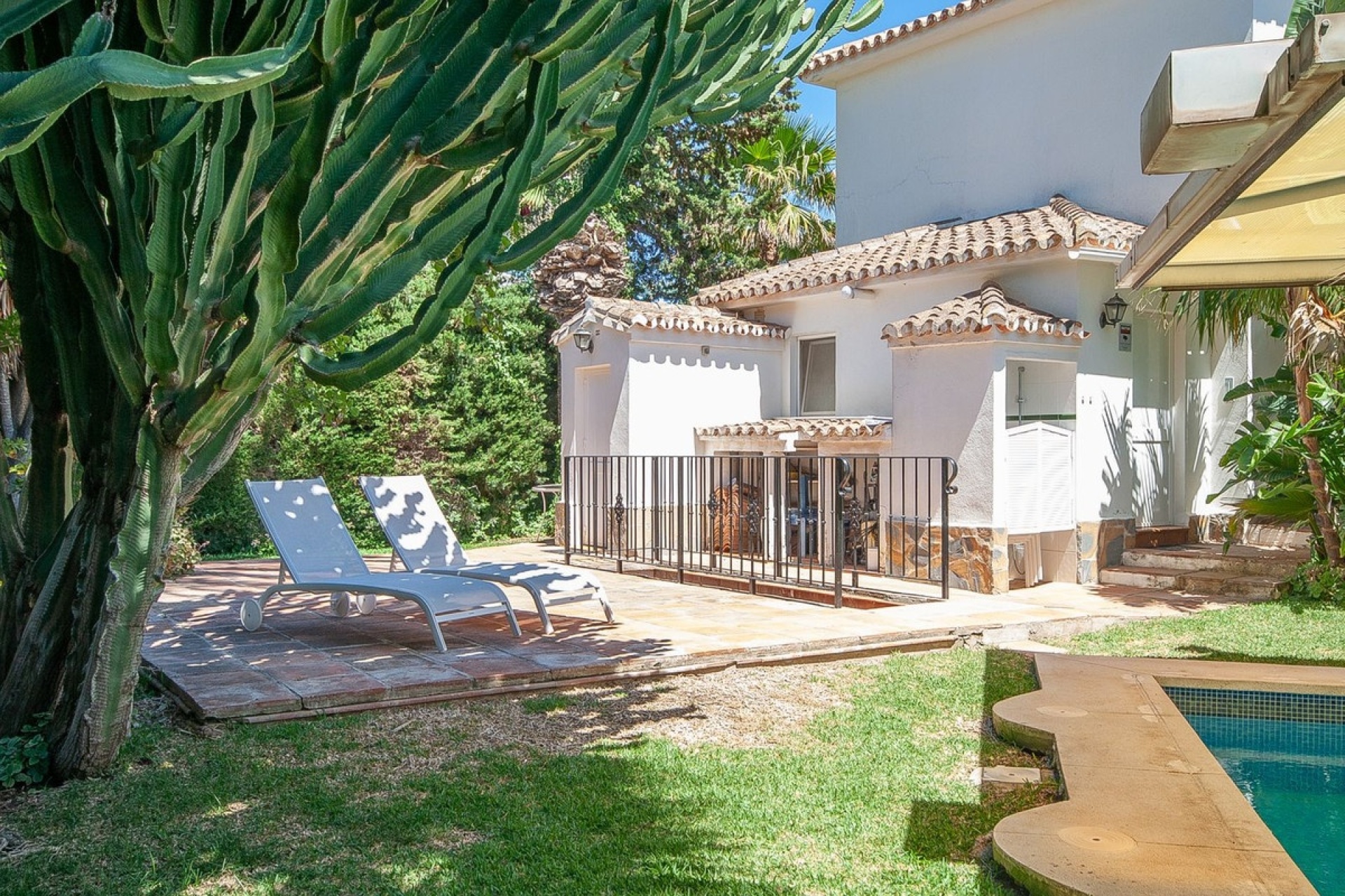 Rynek wtórny - Villa - Marbella - Marbesa
