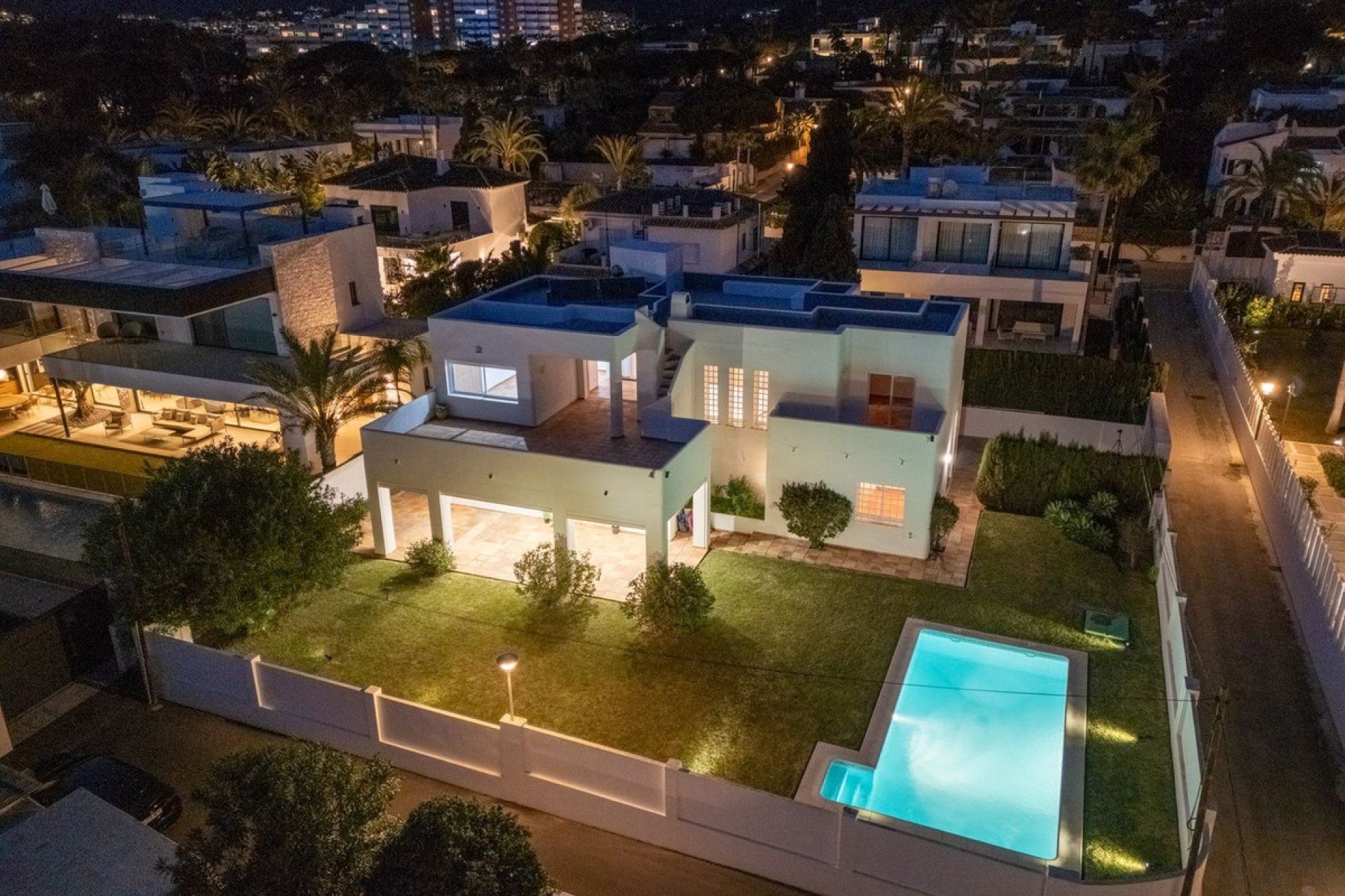 Rynek wtórny - Villa - Marbella - Marbesa