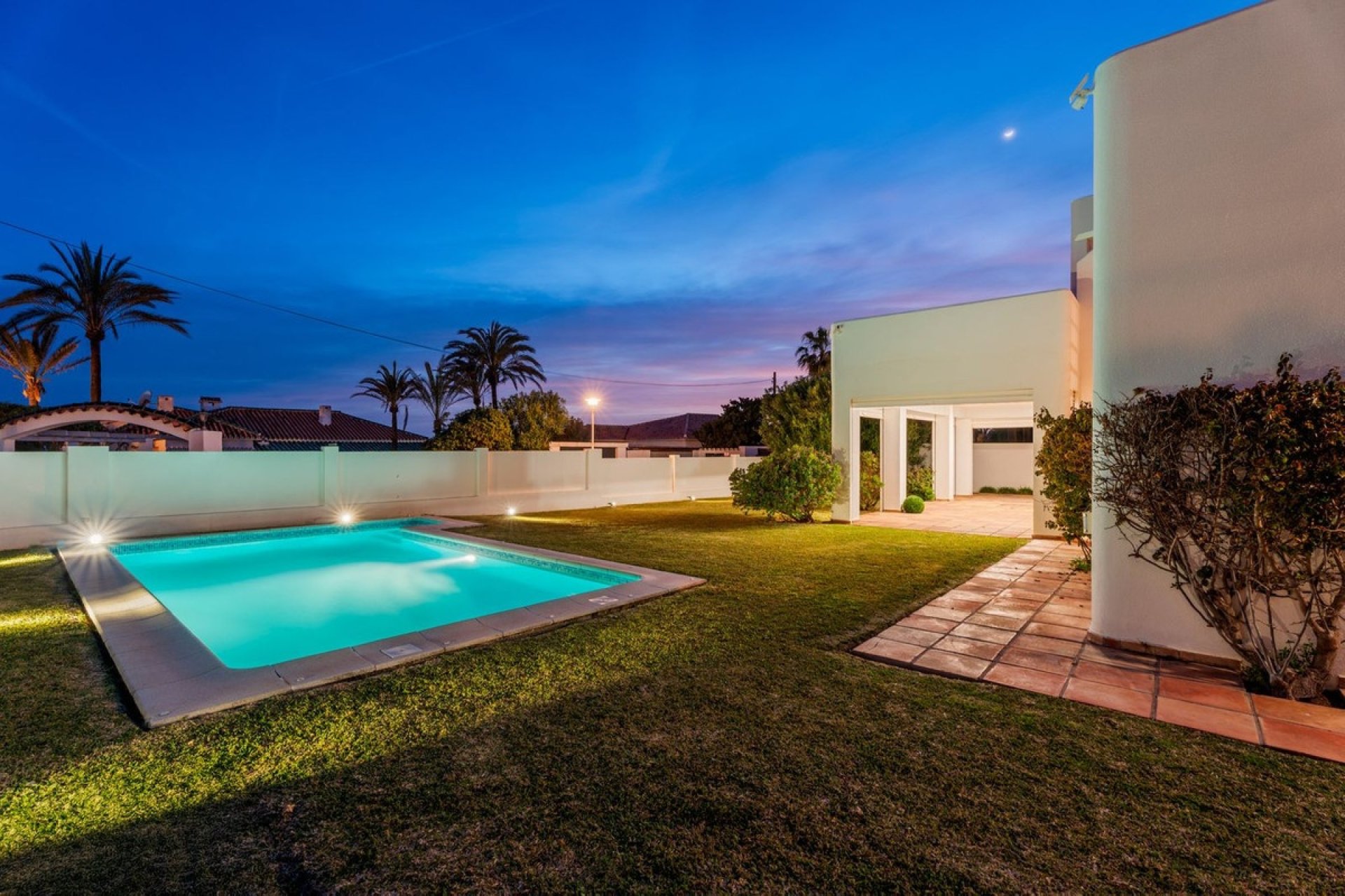 Rynek wtórny - Villa - Marbella - Marbesa