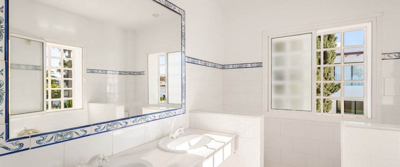 Rynek wtórny - Villa - Marbella - Marbesa