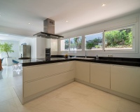Rynek wtórny - Villa - Marbella - Marbesa
