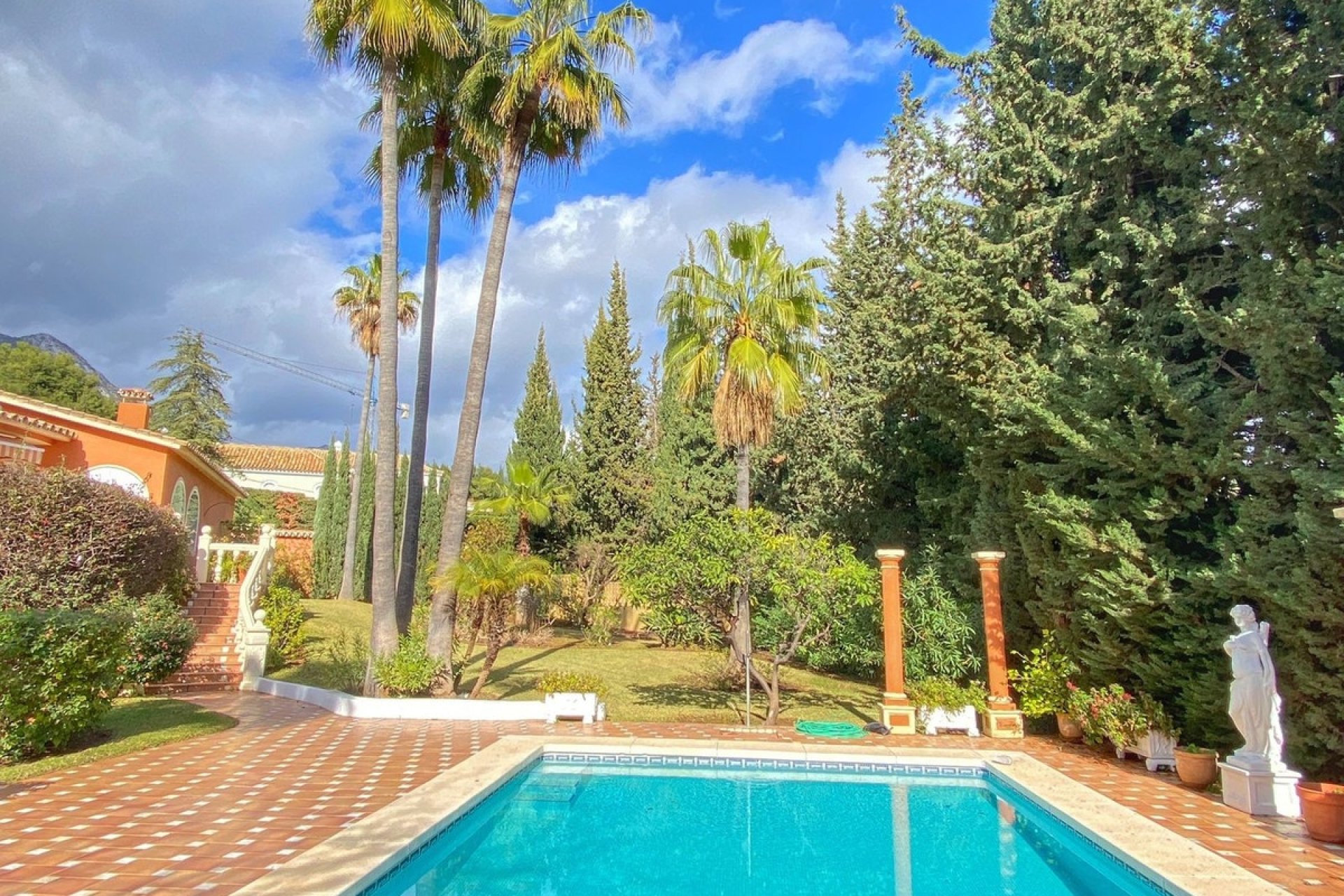 Rynek wtórny - Villa - Marbella - Nagüeles