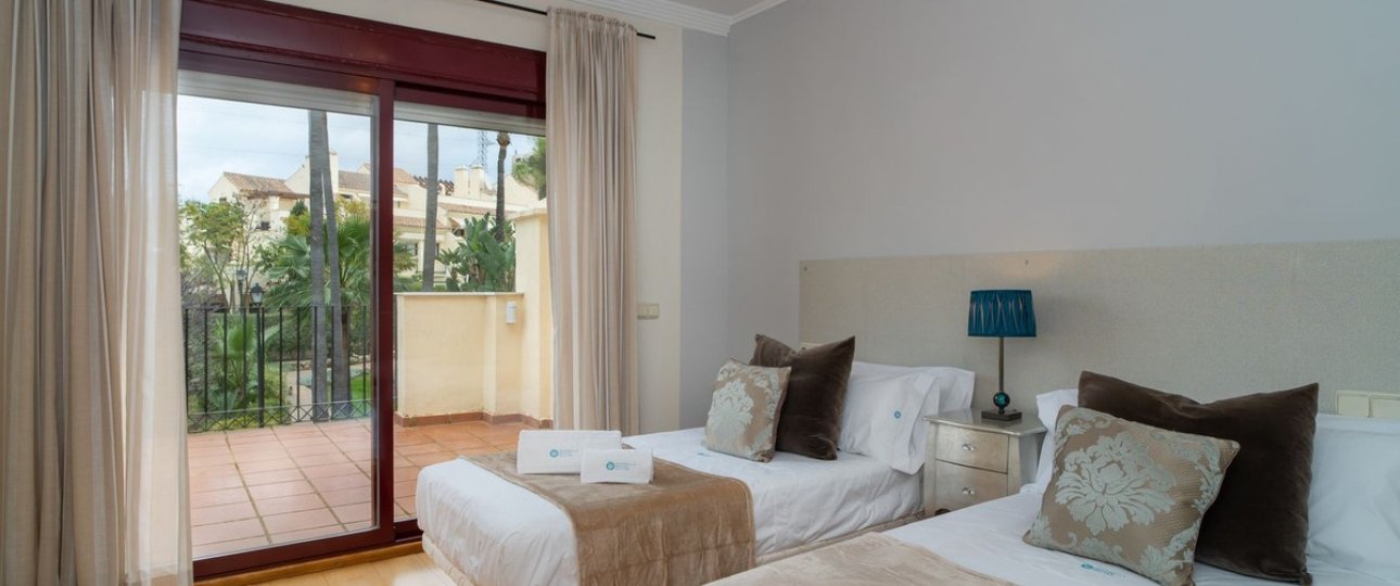 Rynek wtórny - Villa - Marbella - Nueva Andalucía