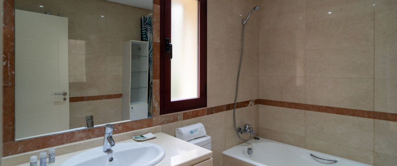 Rynek wtórny - Villa - Marbella - Nueva Andalucía
