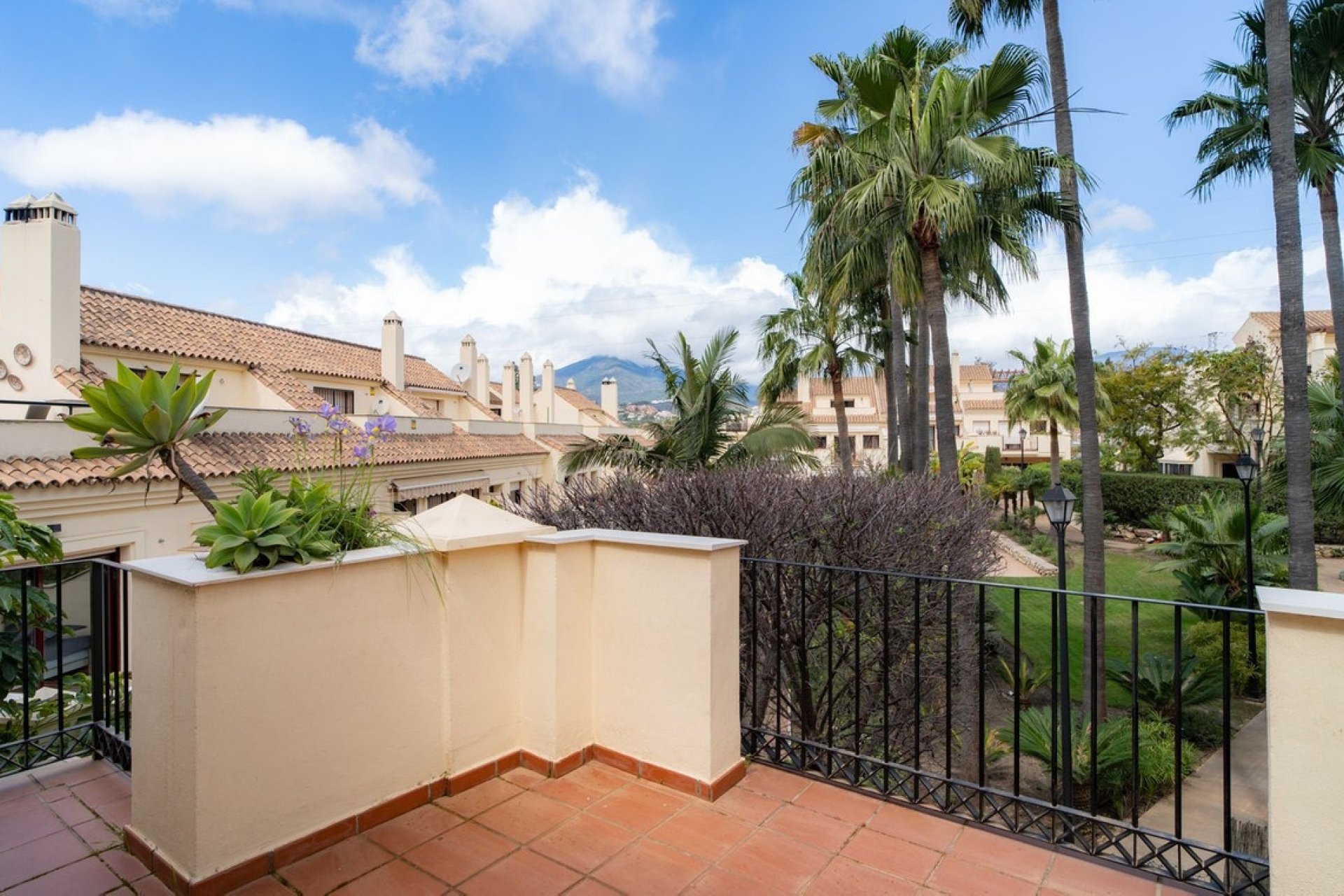 Rynek wtórny - Villa - Marbella - Nueva Andalucía