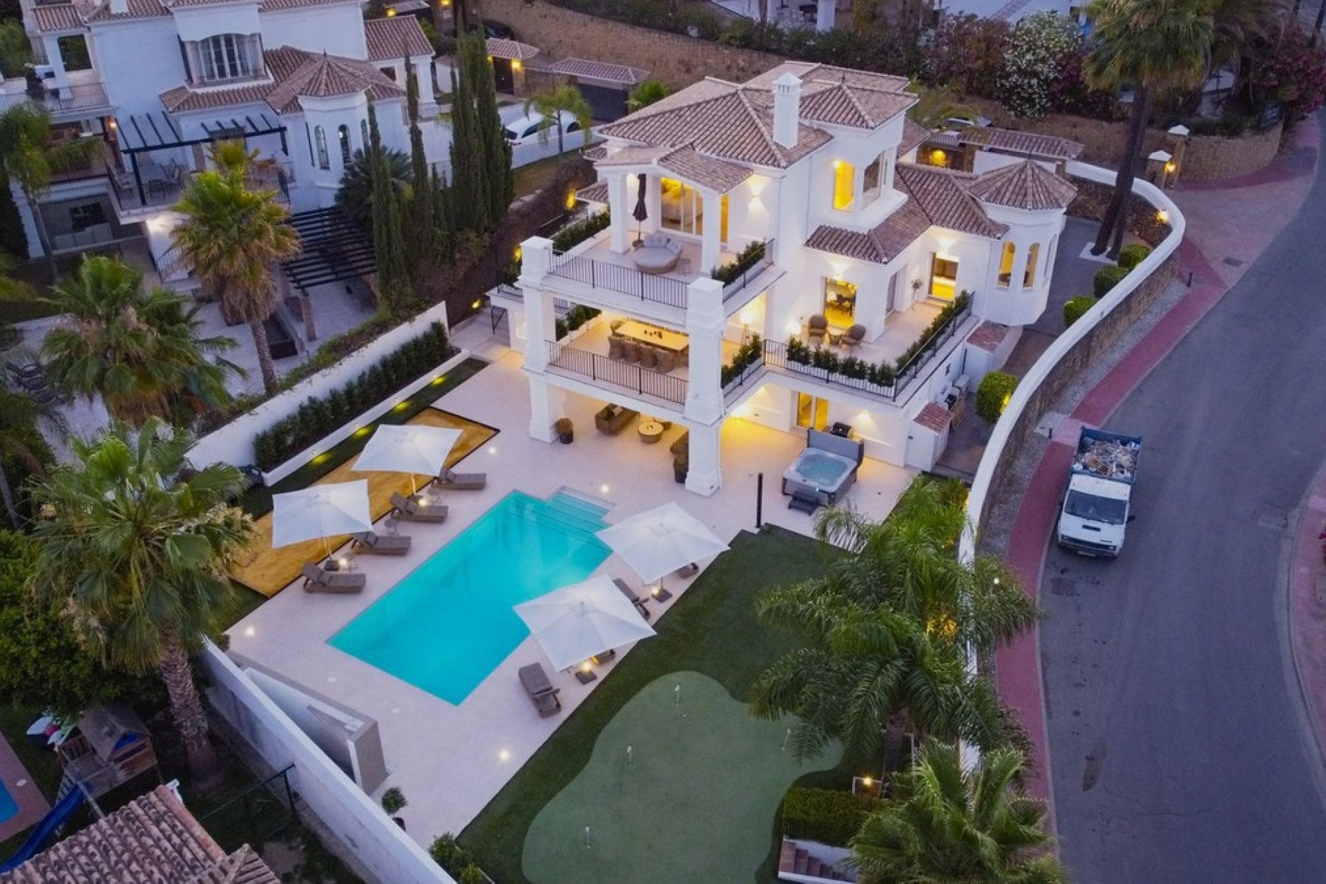 Rynek wtórny - Villa - Marbella - Nueva Andalucía