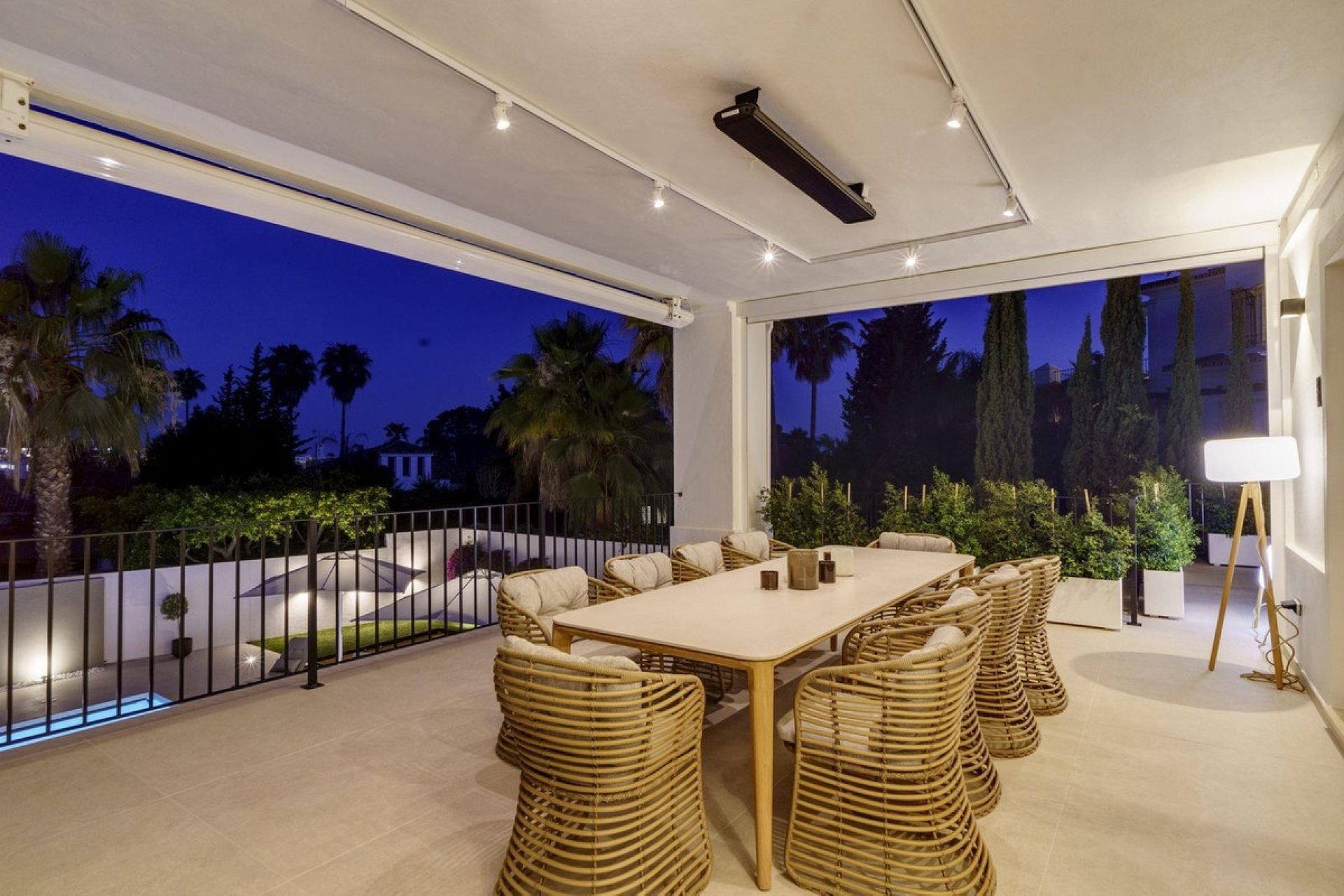 Rynek wtórny - Villa - Marbella - Nueva Andalucía