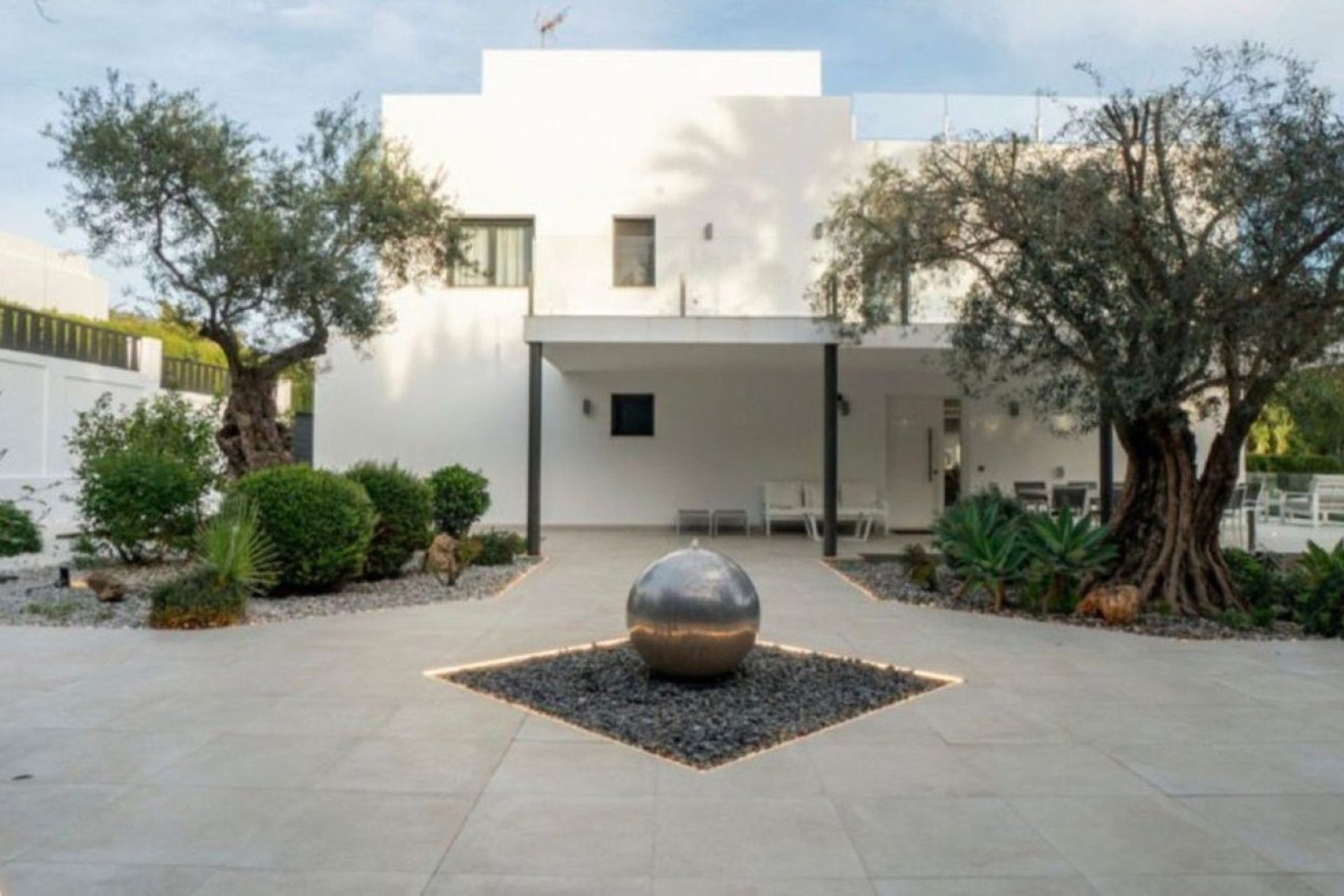Rynek wtórny - Villa - Marbella - Nueva Andalucía