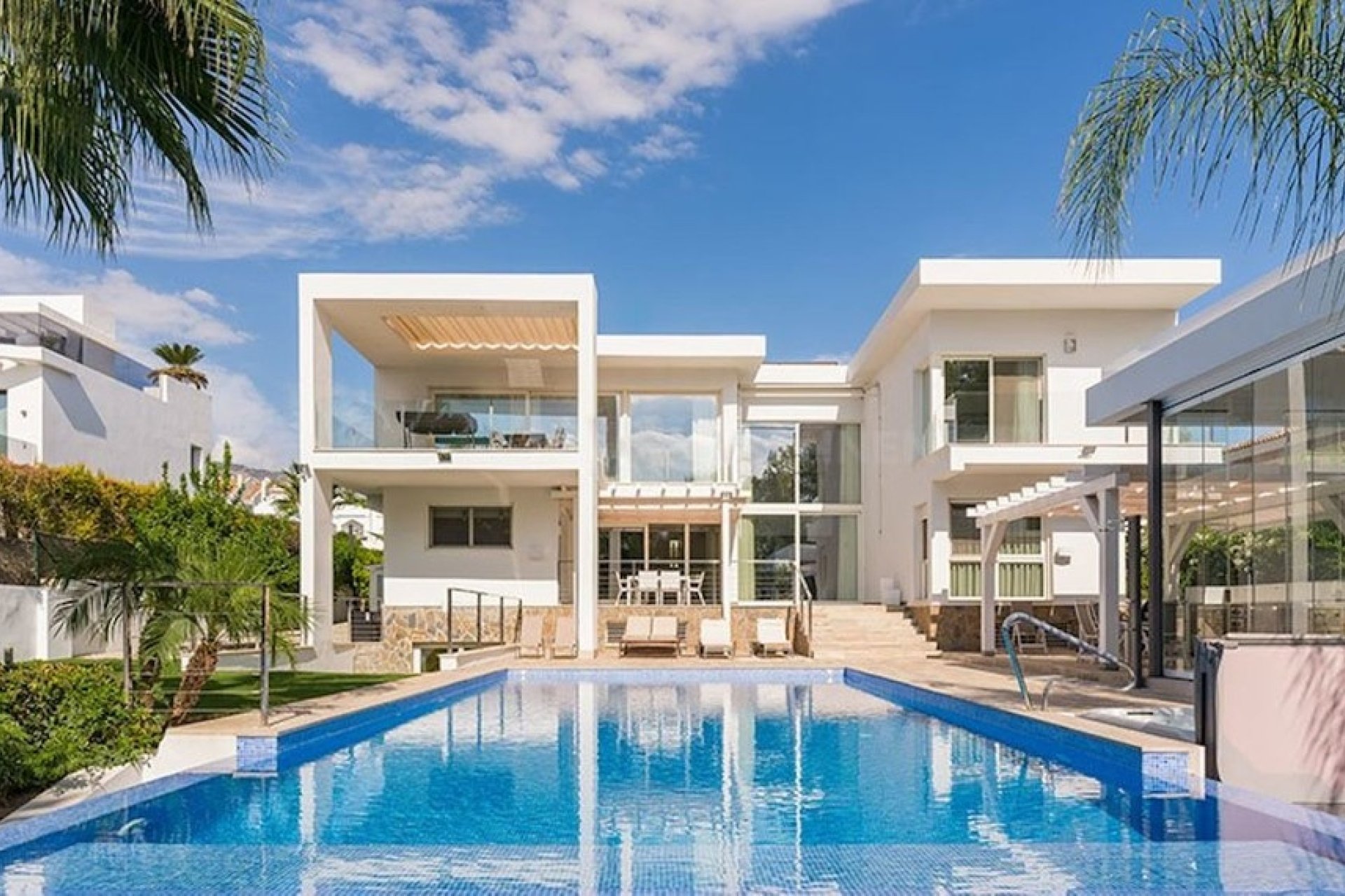 Rynek wtórny - Villa - Marbella - Nueva Andalucía