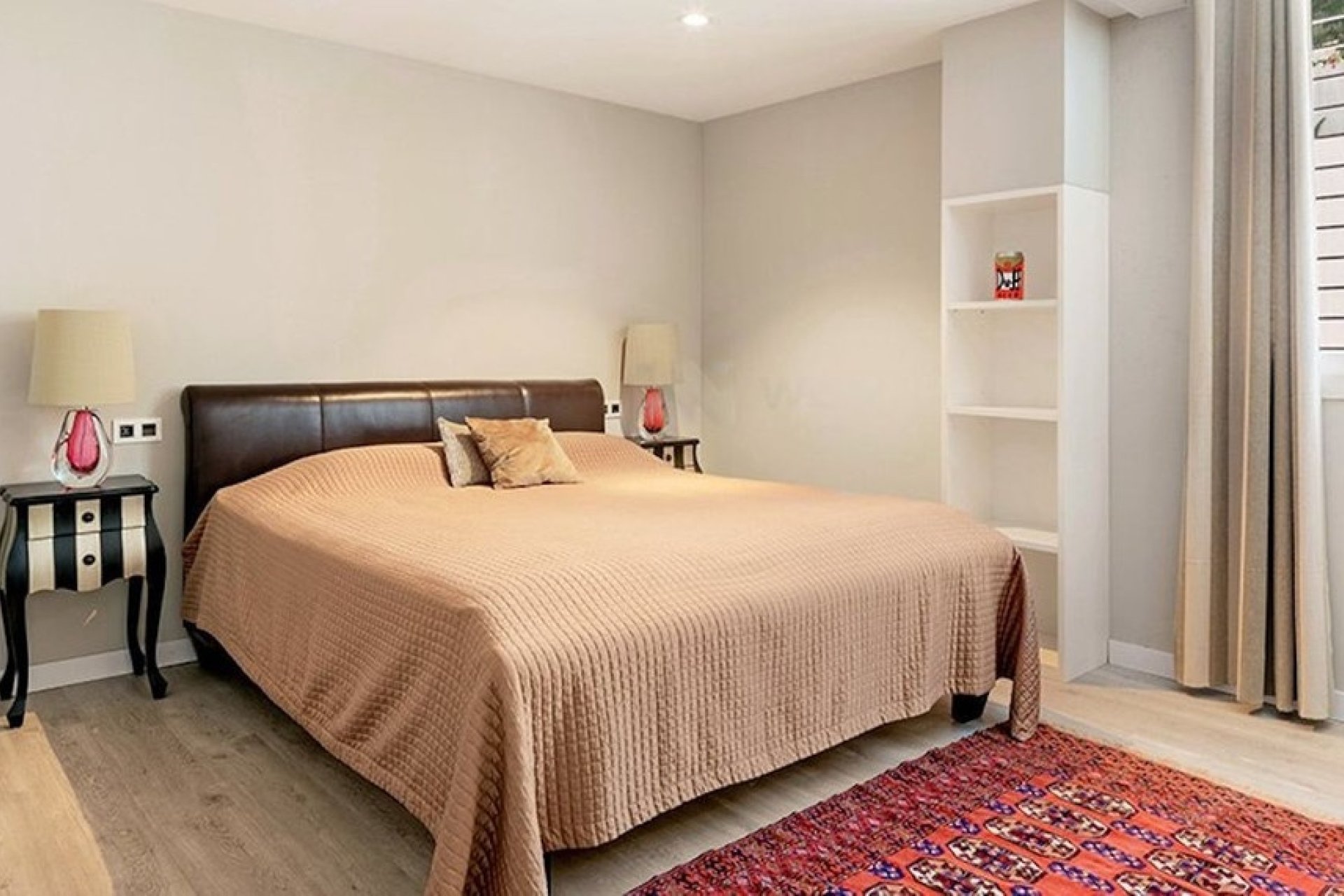 Rynek wtórny - Villa - Marbella - Nueva Andalucía