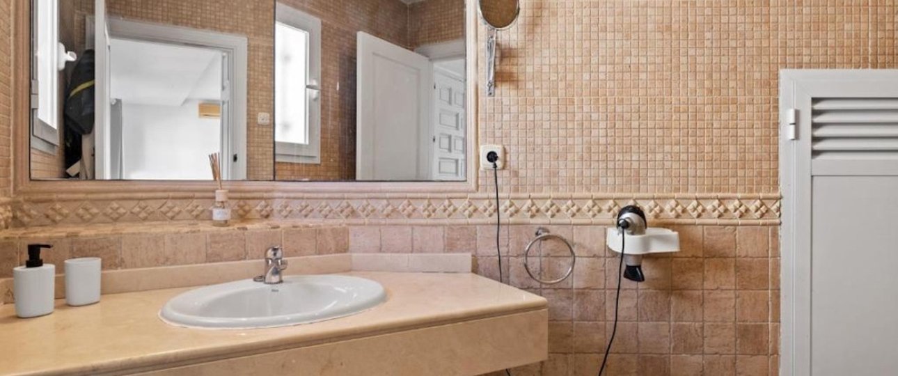 Rynek wtórny - Villa - Marbella - Nueva Andalucía