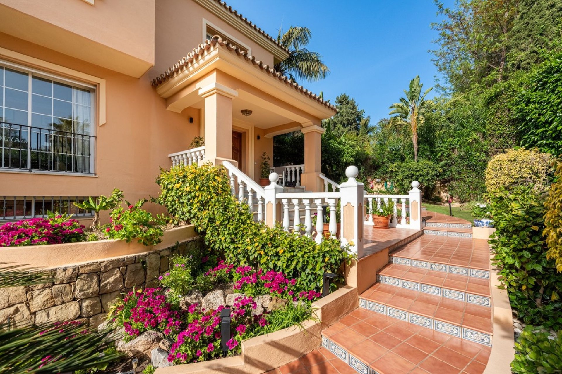 Rynek wtórny - Villa - Marbella - Nueva Andalucía