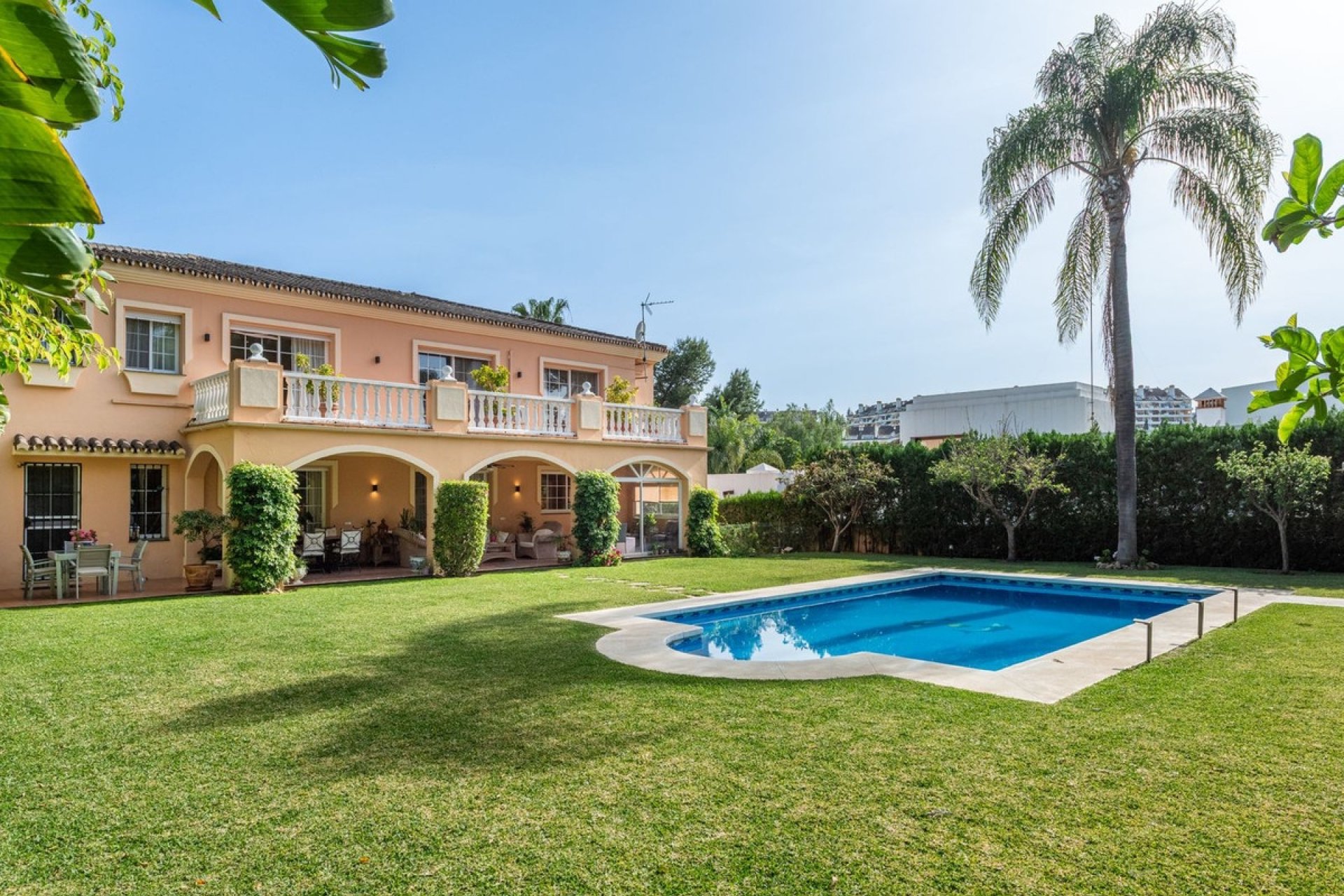 Rynek wtórny - Villa - Marbella - Nueva Andalucía