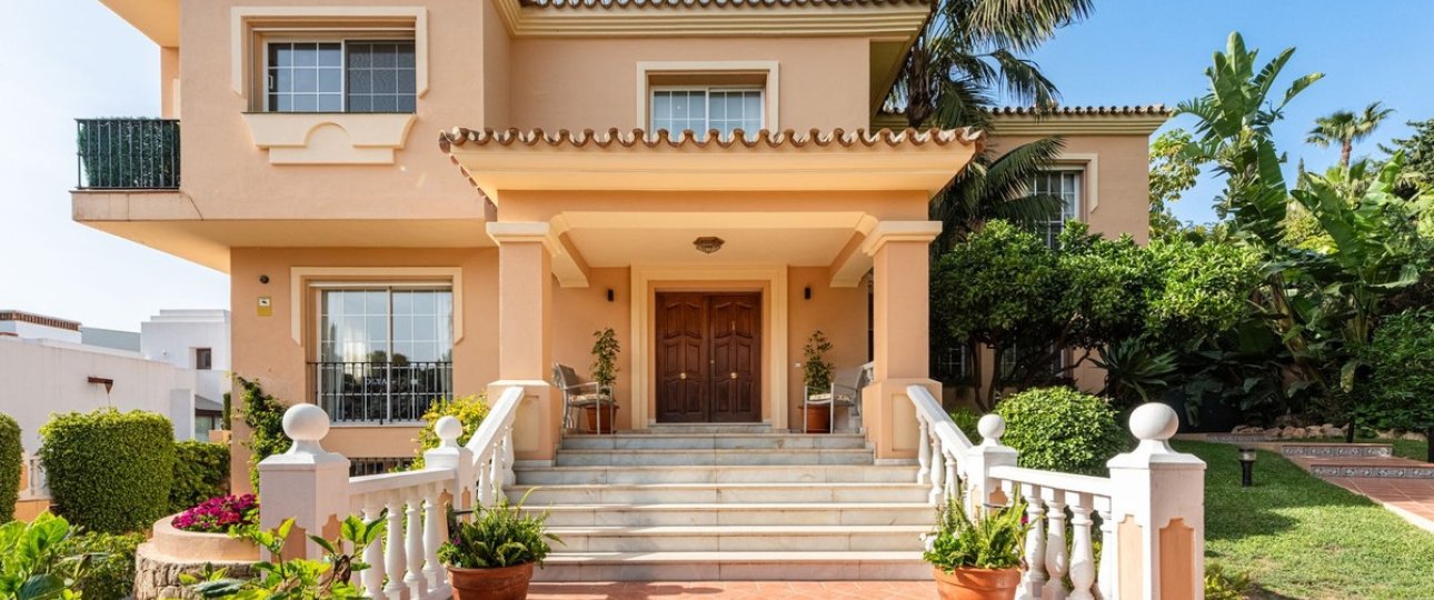 Rynek wtórny - Villa - Marbella - Nueva Andalucía