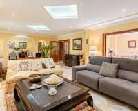 Rynek wtórny - Villa - Marbella - Nueva Andalucía