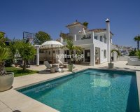 Rynek wtórny - Villa - Marbella - Nueva Andalucía