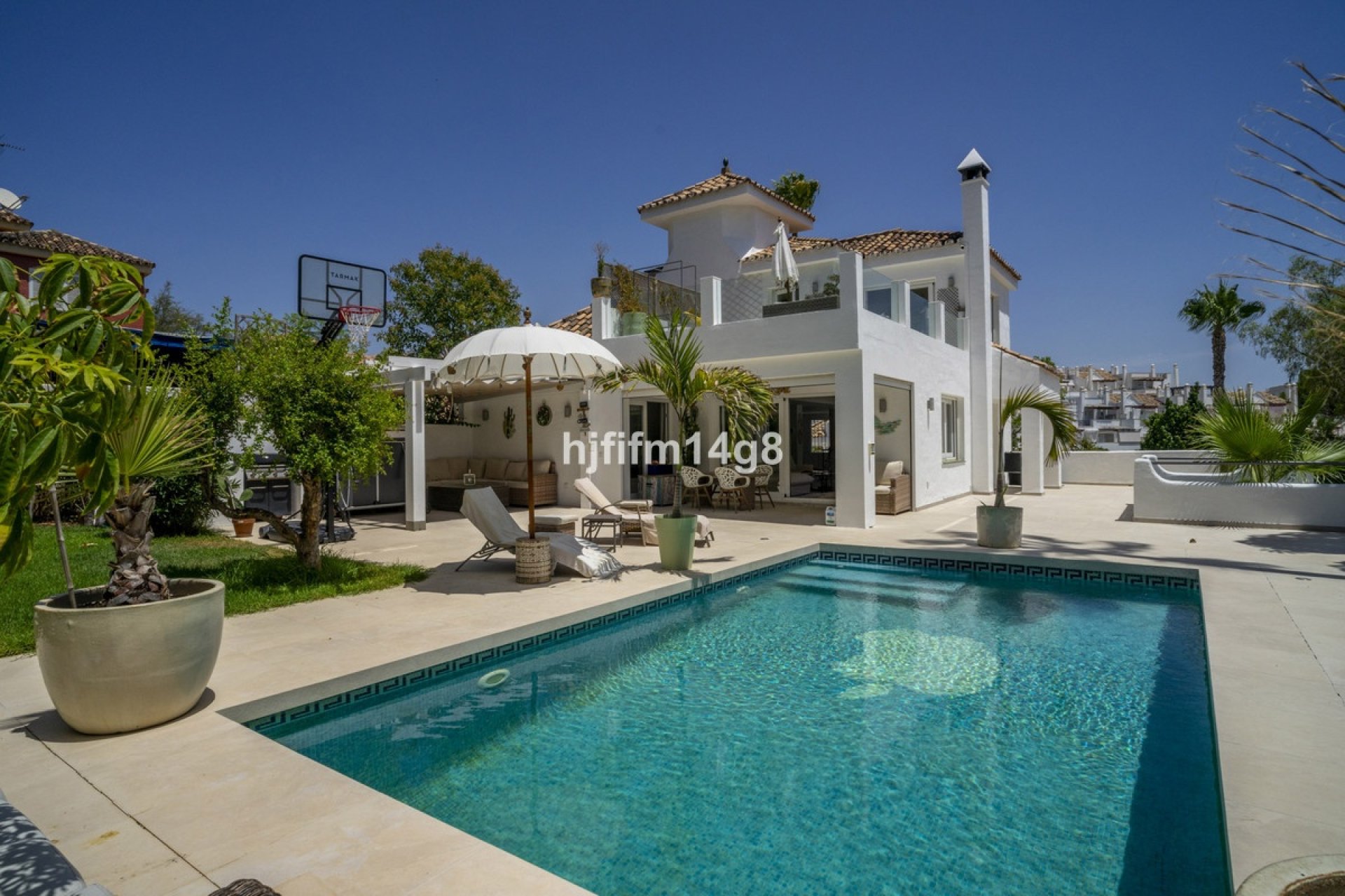 Rynek wtórny - Villa - Marbella - Nueva Andalucía
