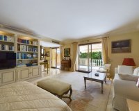 Rynek wtórny - Villa - Marbella - Nueva Andalucía