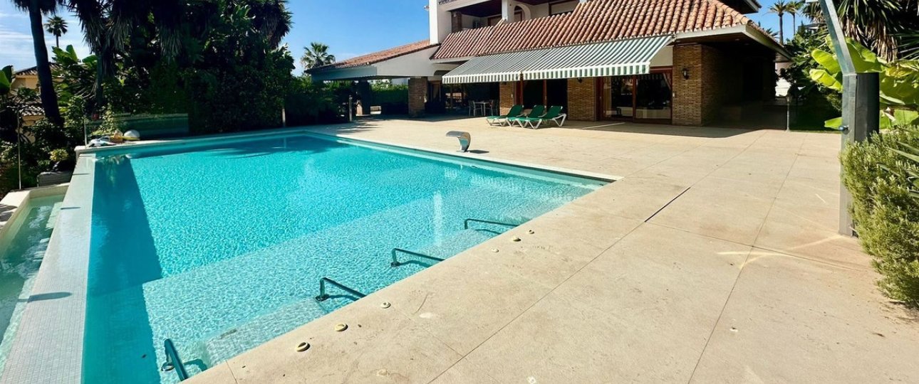 Rynek wtórny - Villa - Marbella - Nueva Andalucía