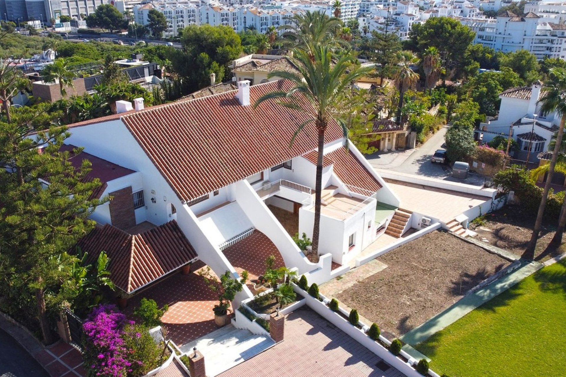 Rynek wtórny - Villa - Marbella - Nueva Andalucía