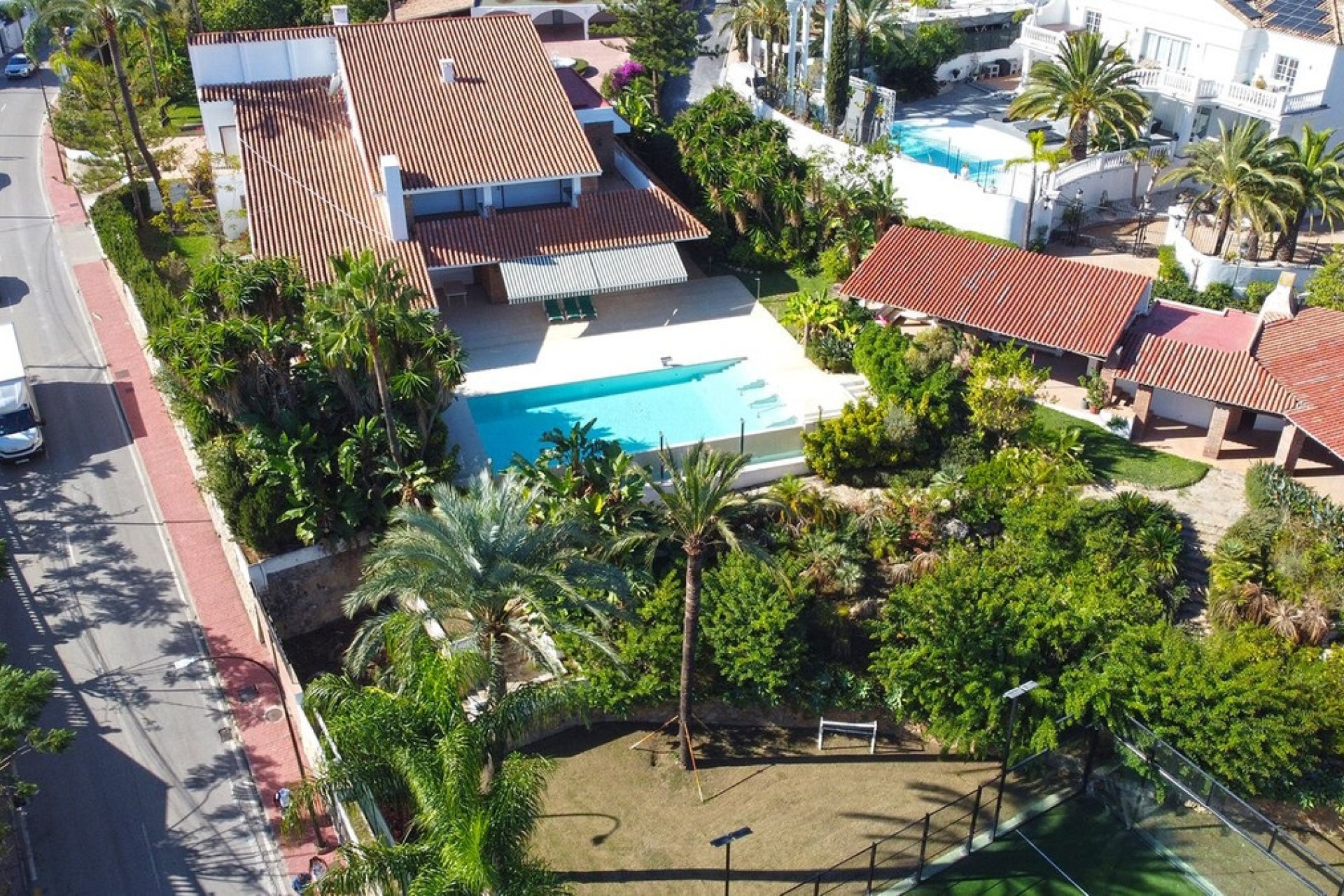 Rynek wtórny - Villa - Marbella - Nueva Andalucía