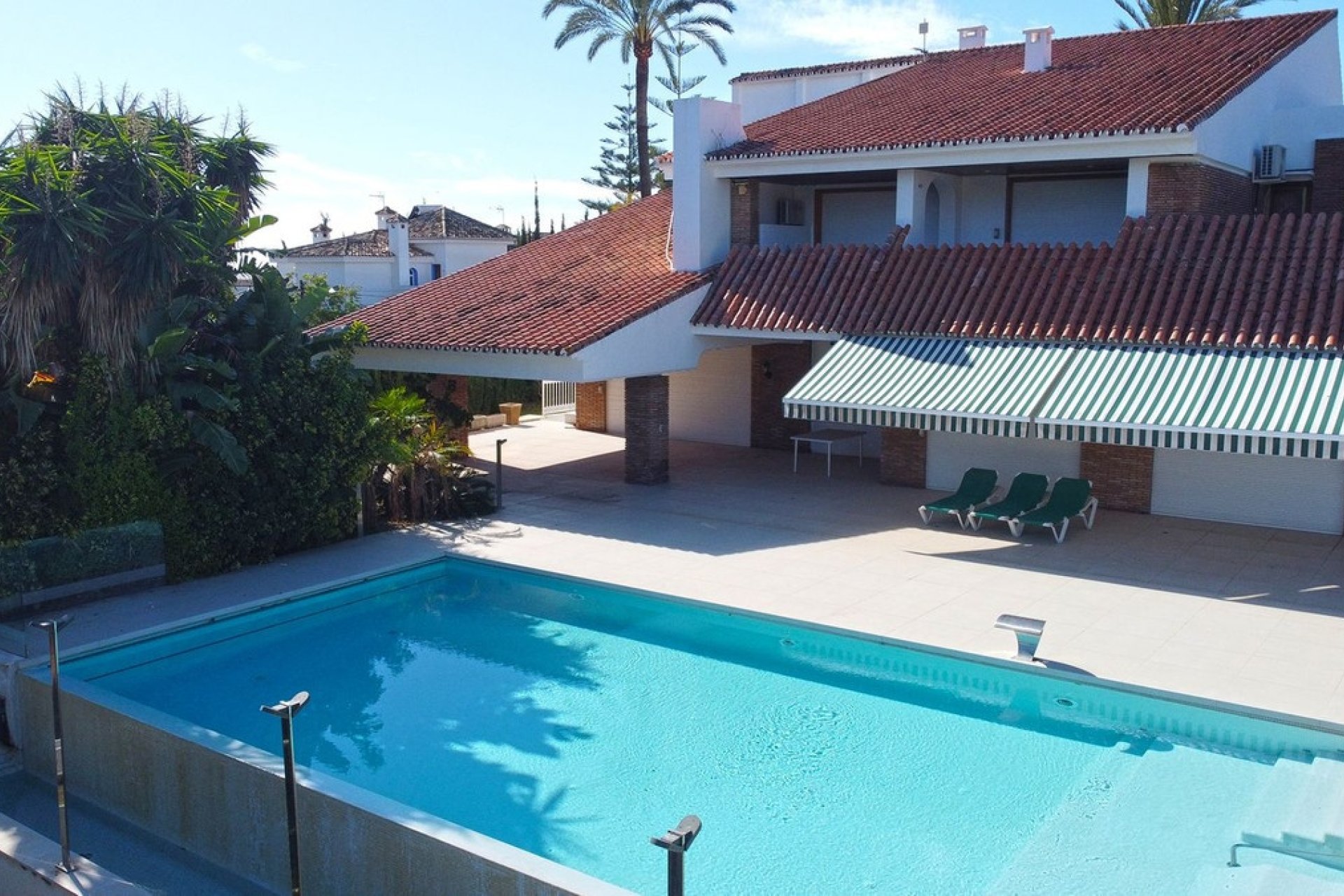 Rynek wtórny - Villa - Marbella - Nueva Andalucía