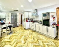 Rynek wtórny - Villa - Marbella - Nueva Andalucía