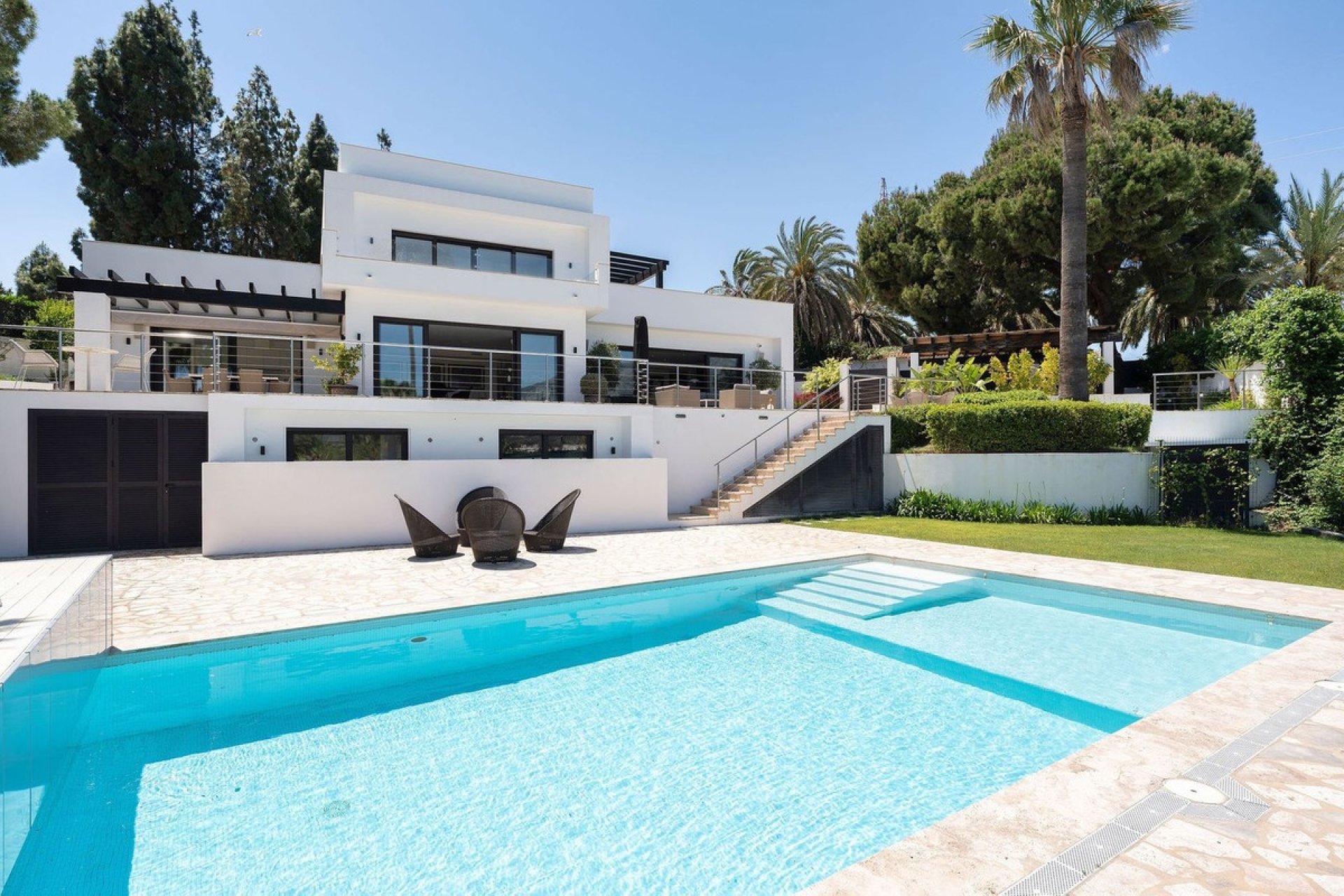 Rynek wtórny - Villa - Marbella - Nueva Andalucía