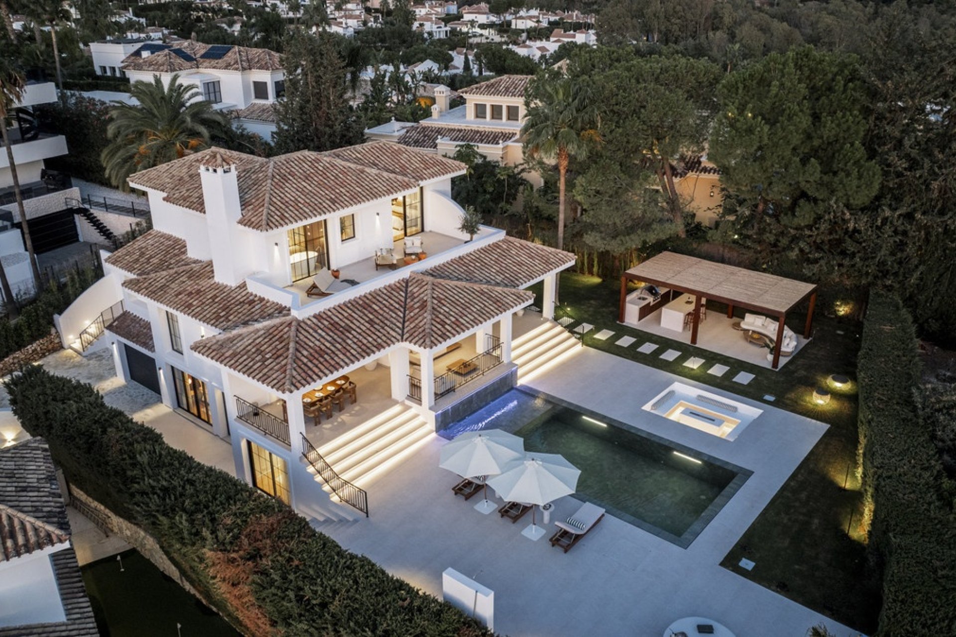 Rynek wtórny - Villa - Marbella - Nueva Andalucía
