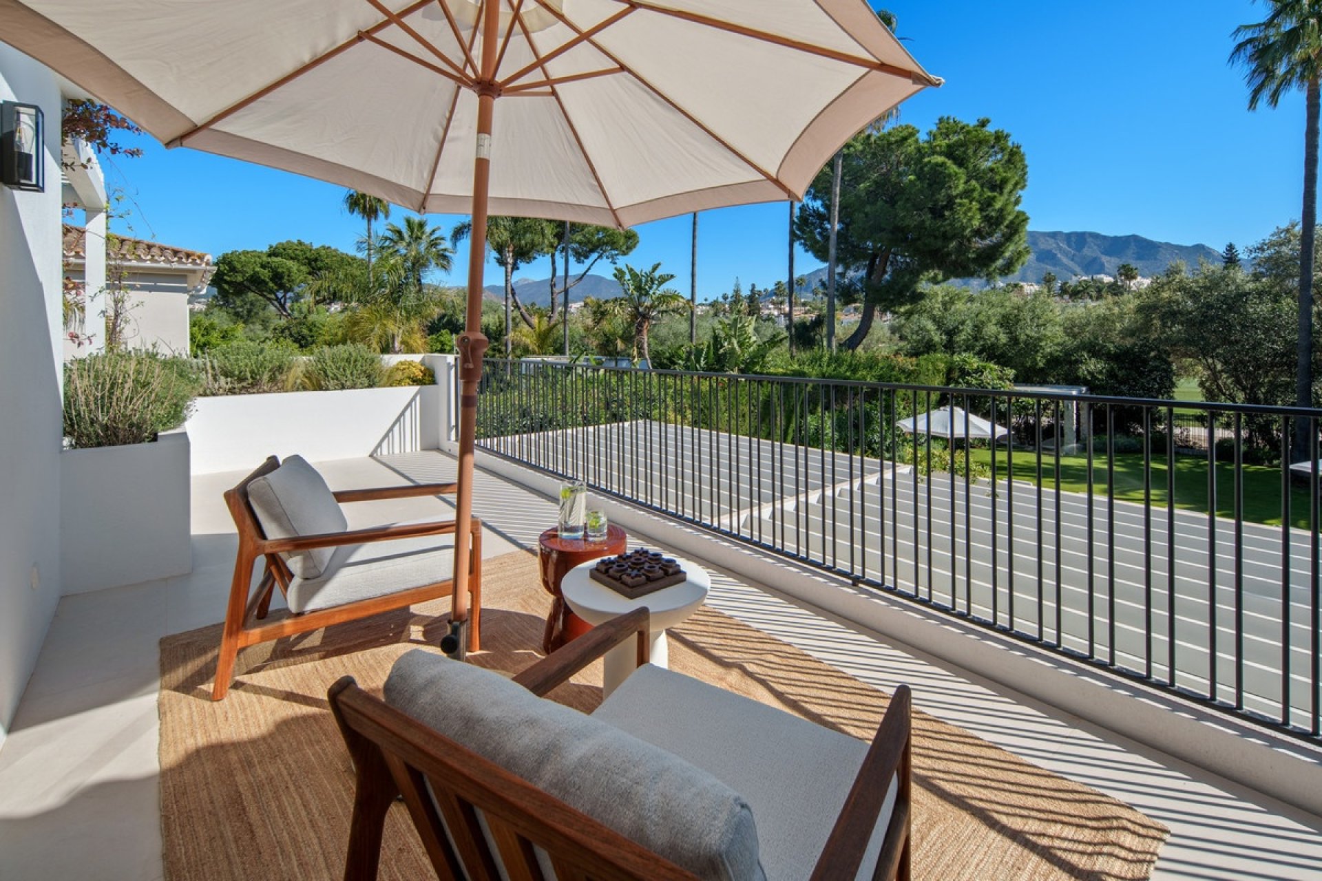 Rynek wtórny - Villa - Marbella - Nueva Andalucía