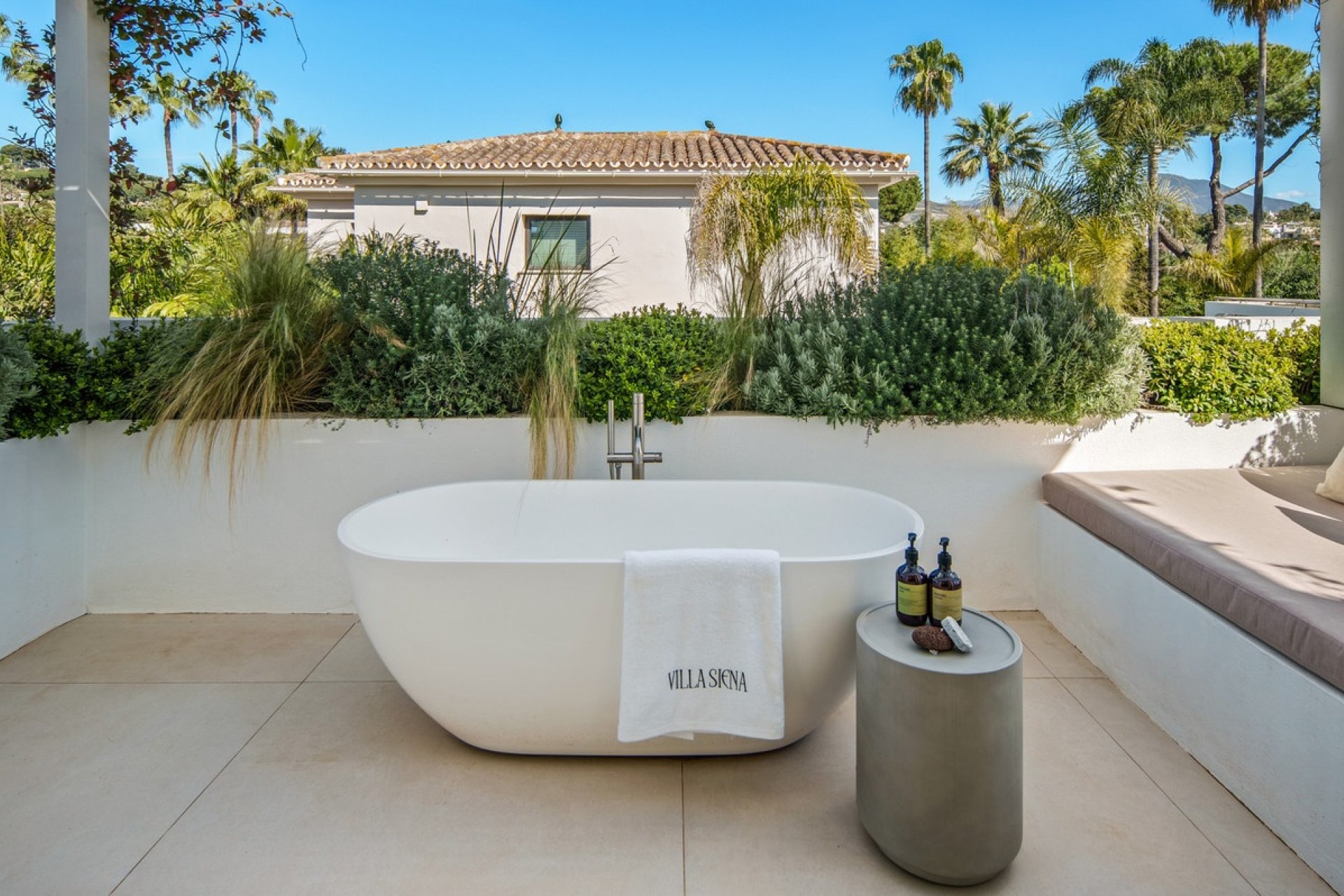 Rynek wtórny - Villa - Marbella - Nueva Andalucía