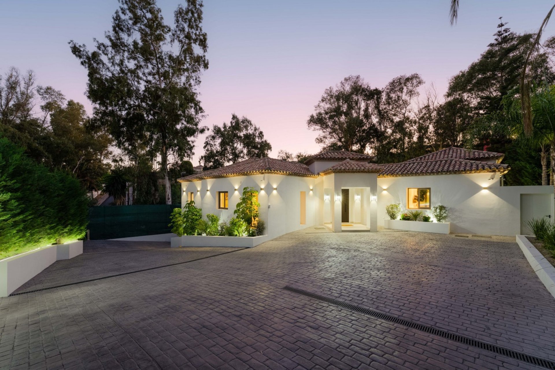 Rynek wtórny - Villa - Marbella - Nueva Andalucía