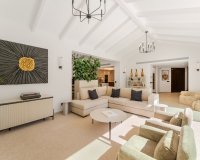 Rynek wtórny - Villa - Marbella - Nueva Andalucía