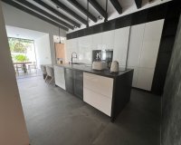 Rynek wtórny - Villa - Marbella - Nueva Andalucía