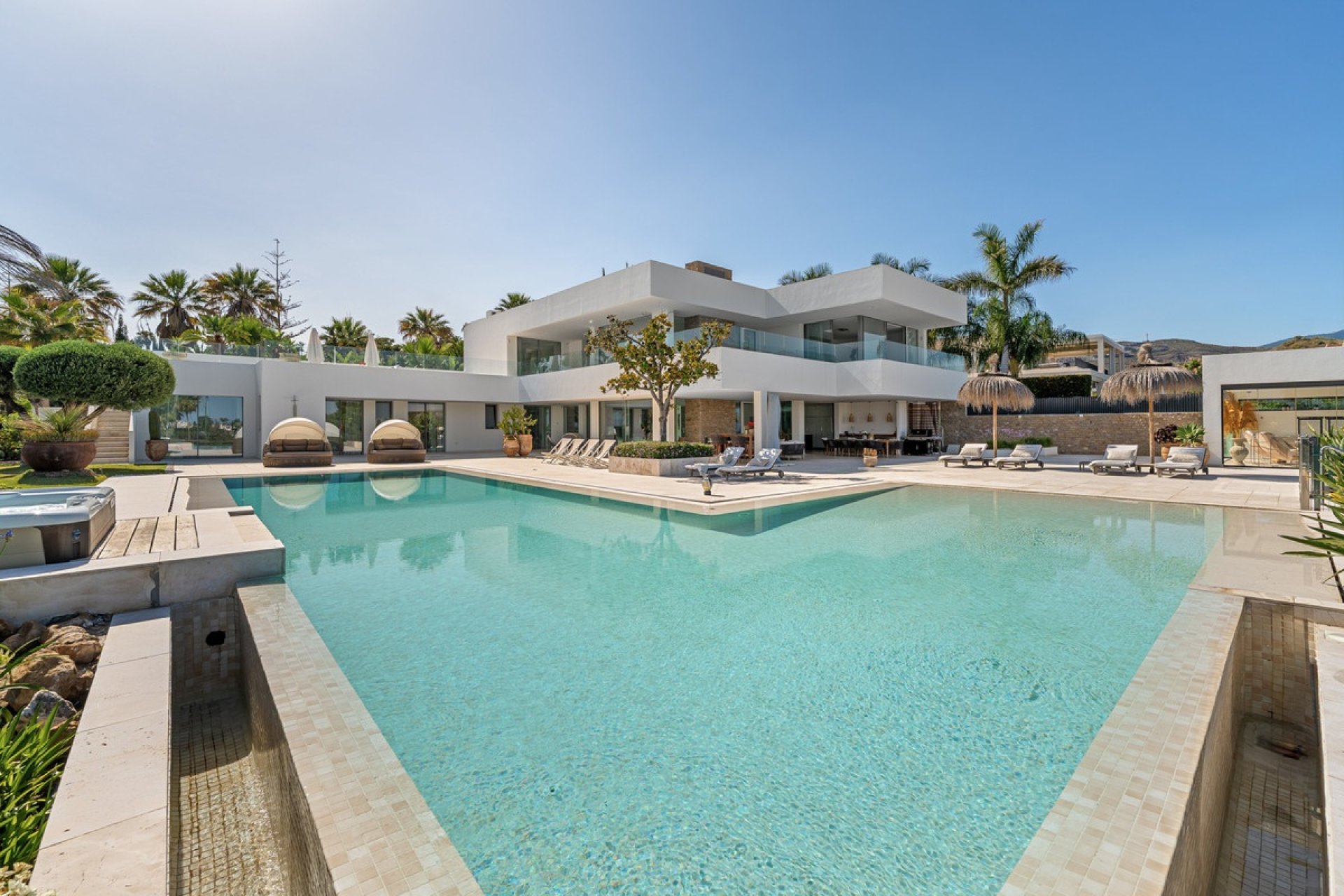 Rynek wtórny - Villa - Marbella - Nueva Andalucía