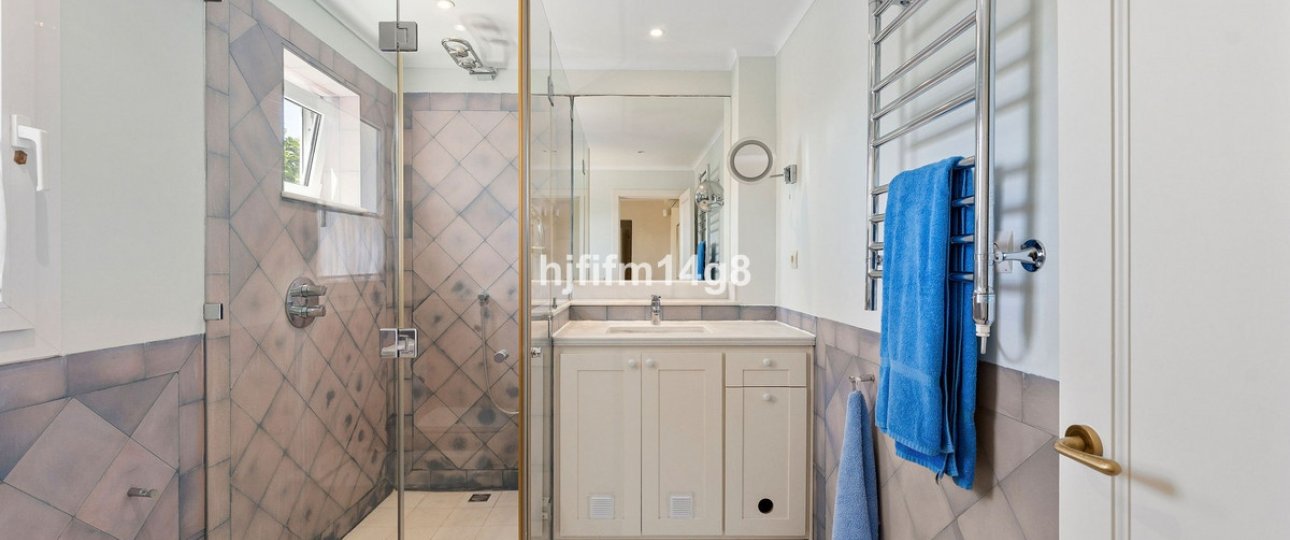 Rynek wtórny - Villa - Marbella - Nueva Andalucía