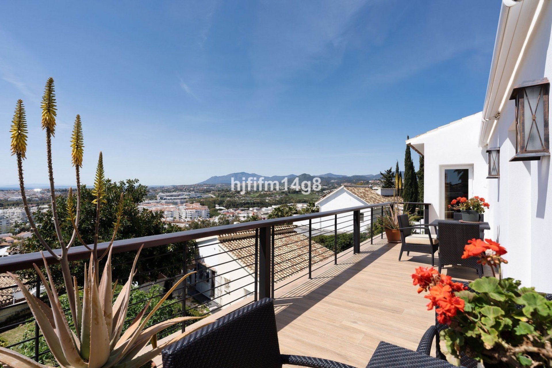 Rynek wtórny - Villa - Marbella - Nueva Andalucía