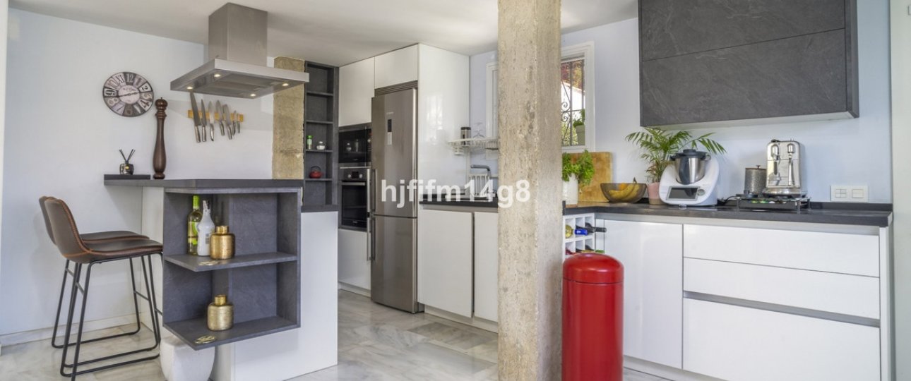 Rynek wtórny - Villa - Marbella - Nueva Andalucía