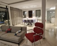 Rynek wtórny - Villa - Marbella - Nueva Andalucía
