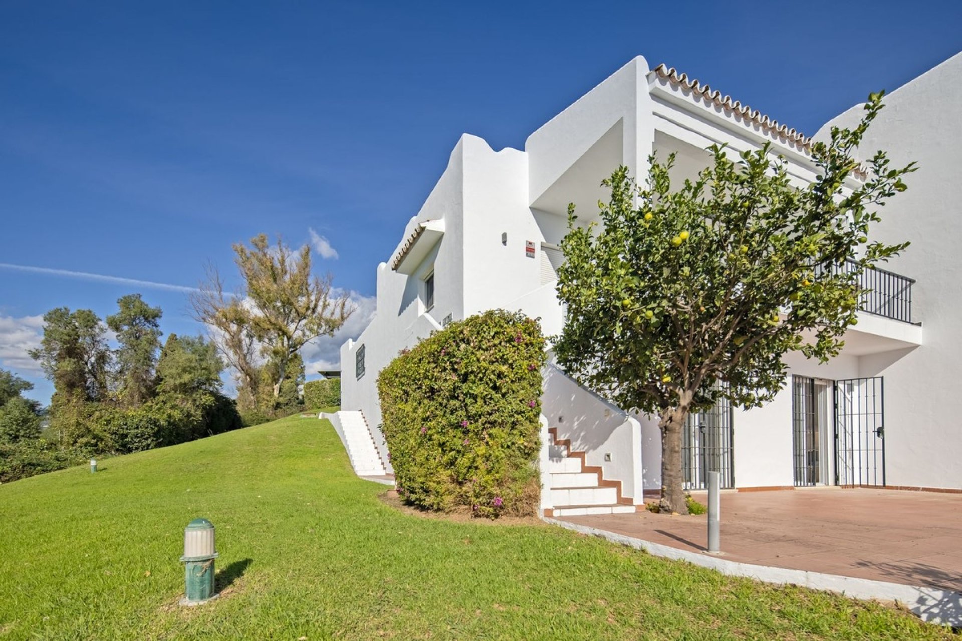 Rynek wtórny - Villa - Marbella - Nueva Andalucía