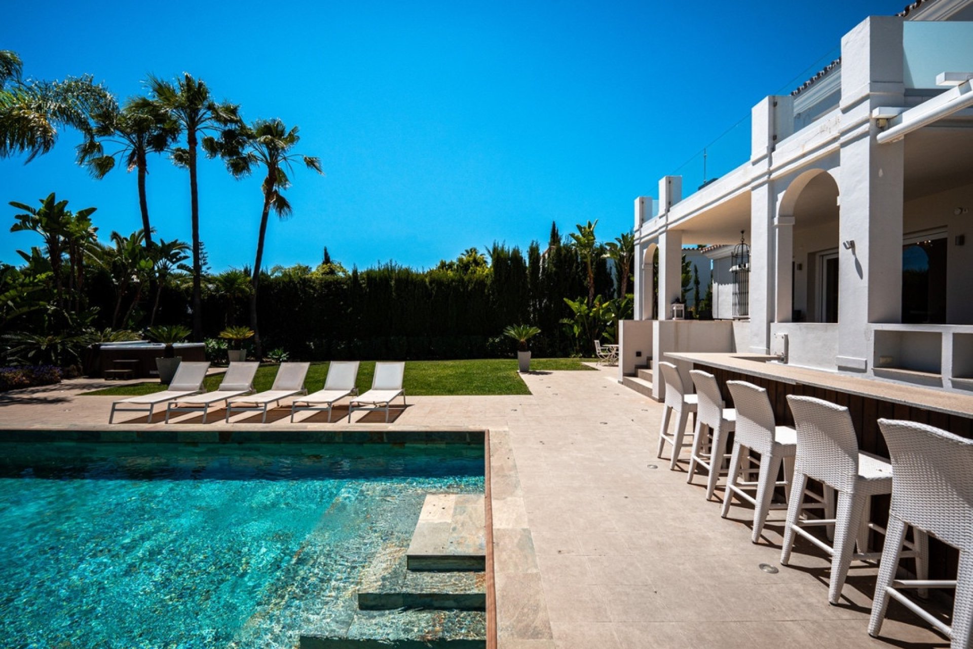 Rynek wtórny - Villa - Marbella - Nueva Andalucía