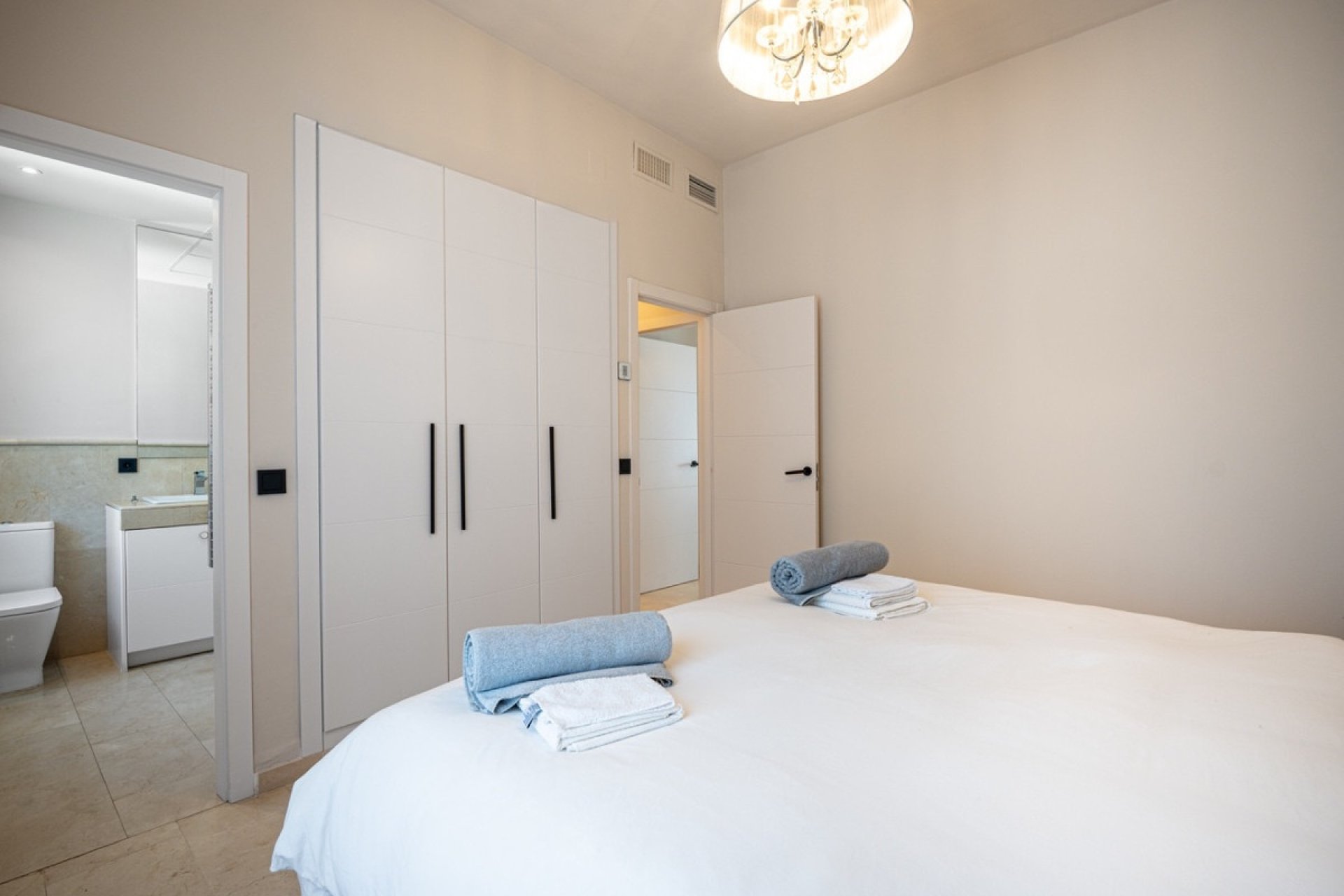 Rynek wtórny - Villa - Marbella - Nueva Andalucía