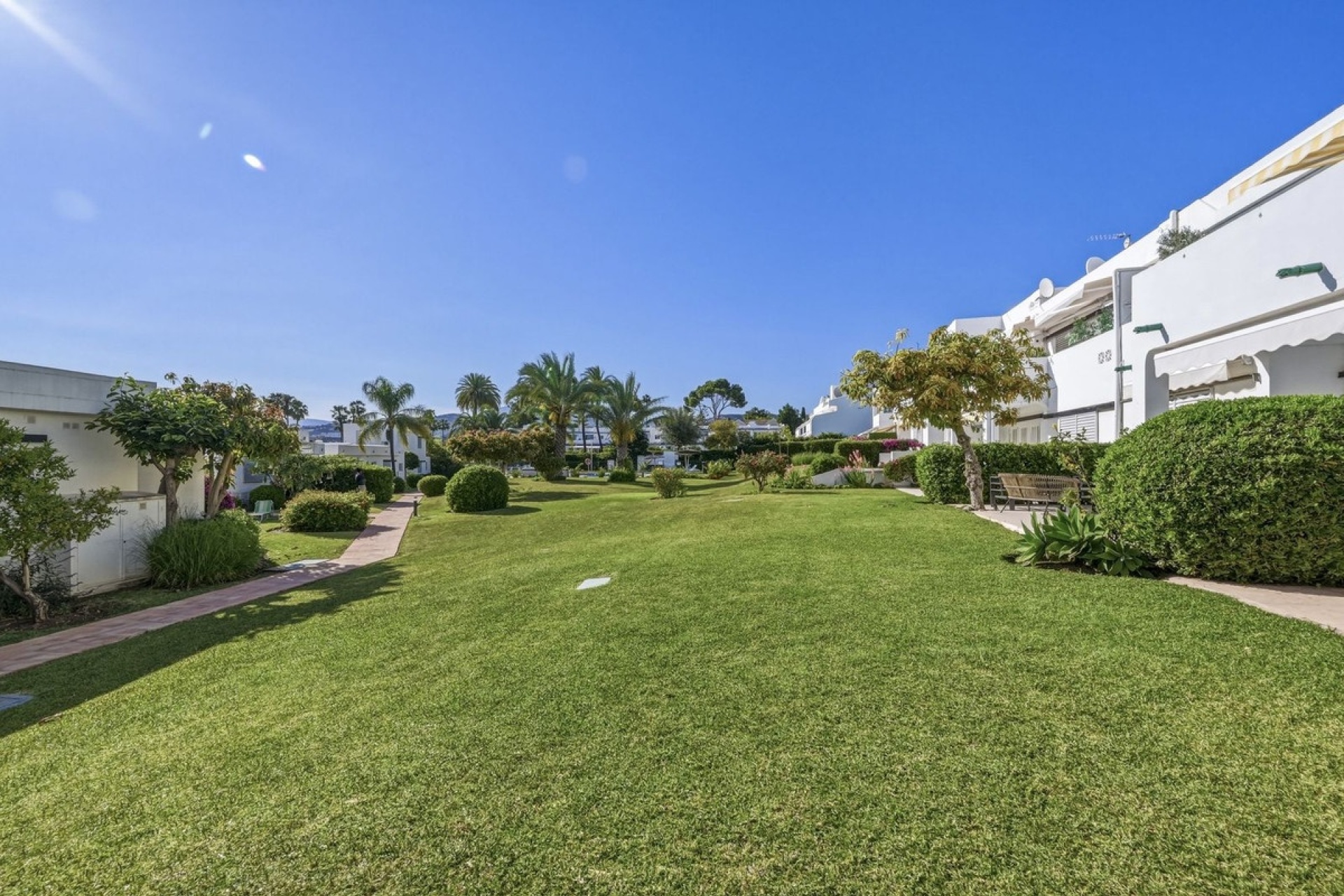 Rynek wtórny - Villa - Marbella - Nueva Andalucía